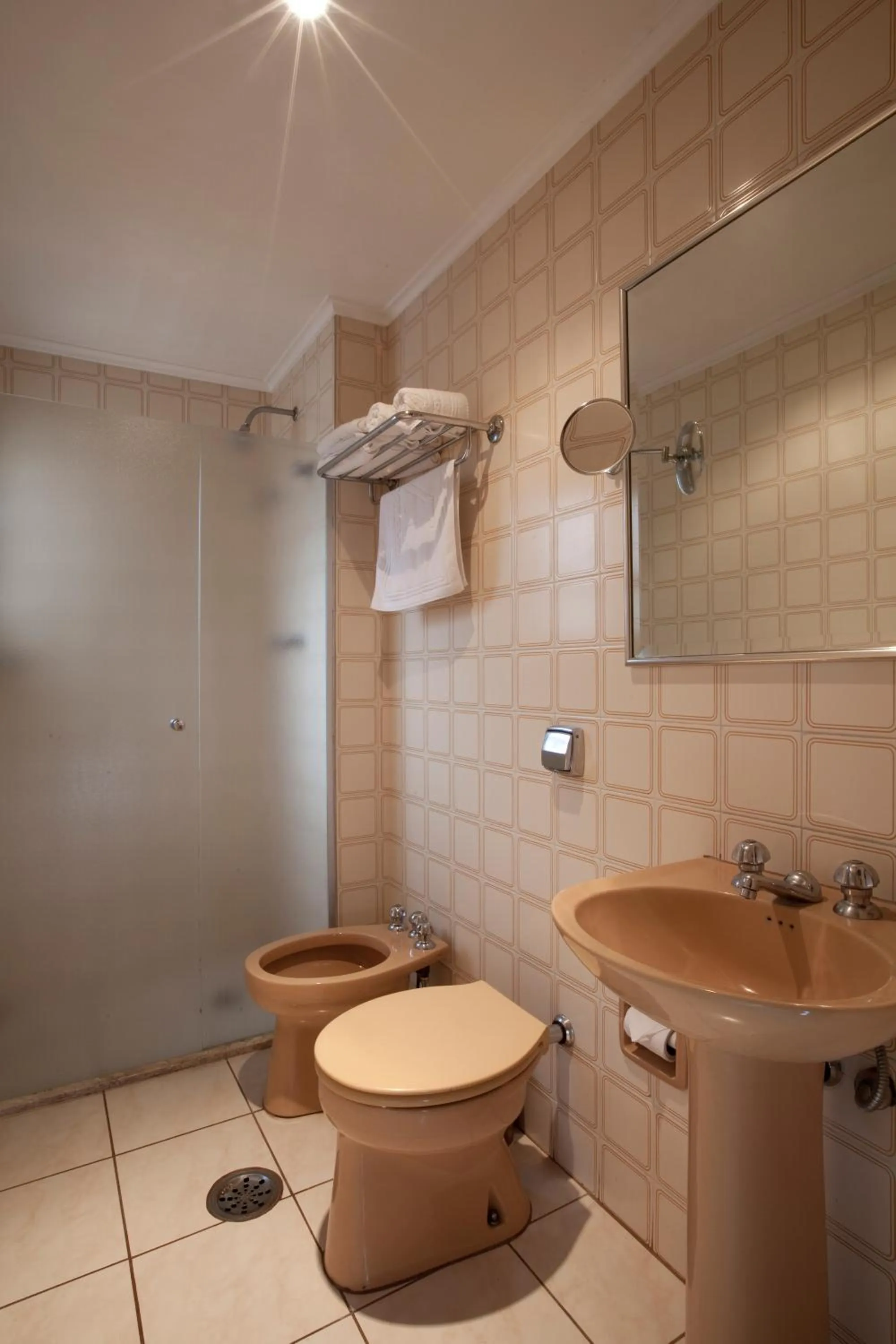 Bathroom in Hotel Moncloa