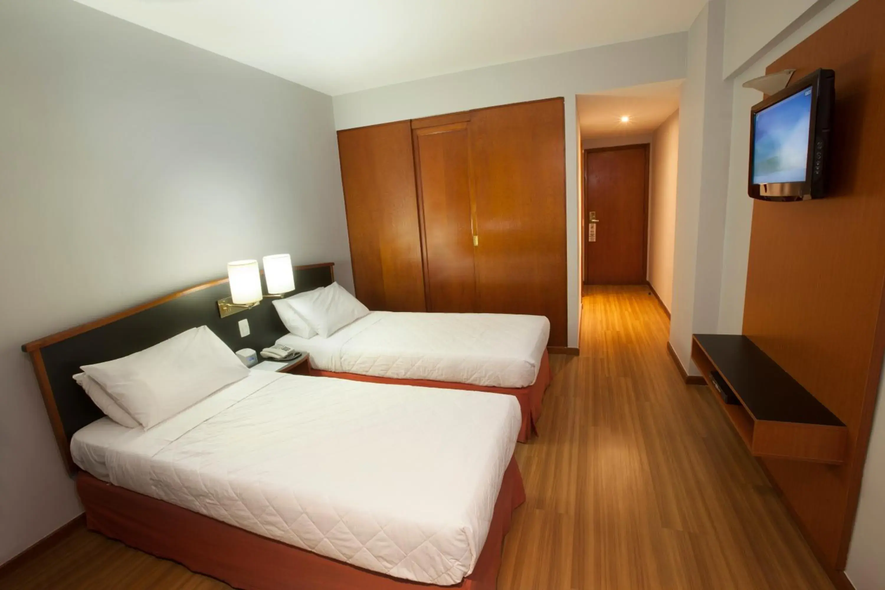 Property building, Bed in Hotel Moncloa Property building, Bed in Hotel Moncloa