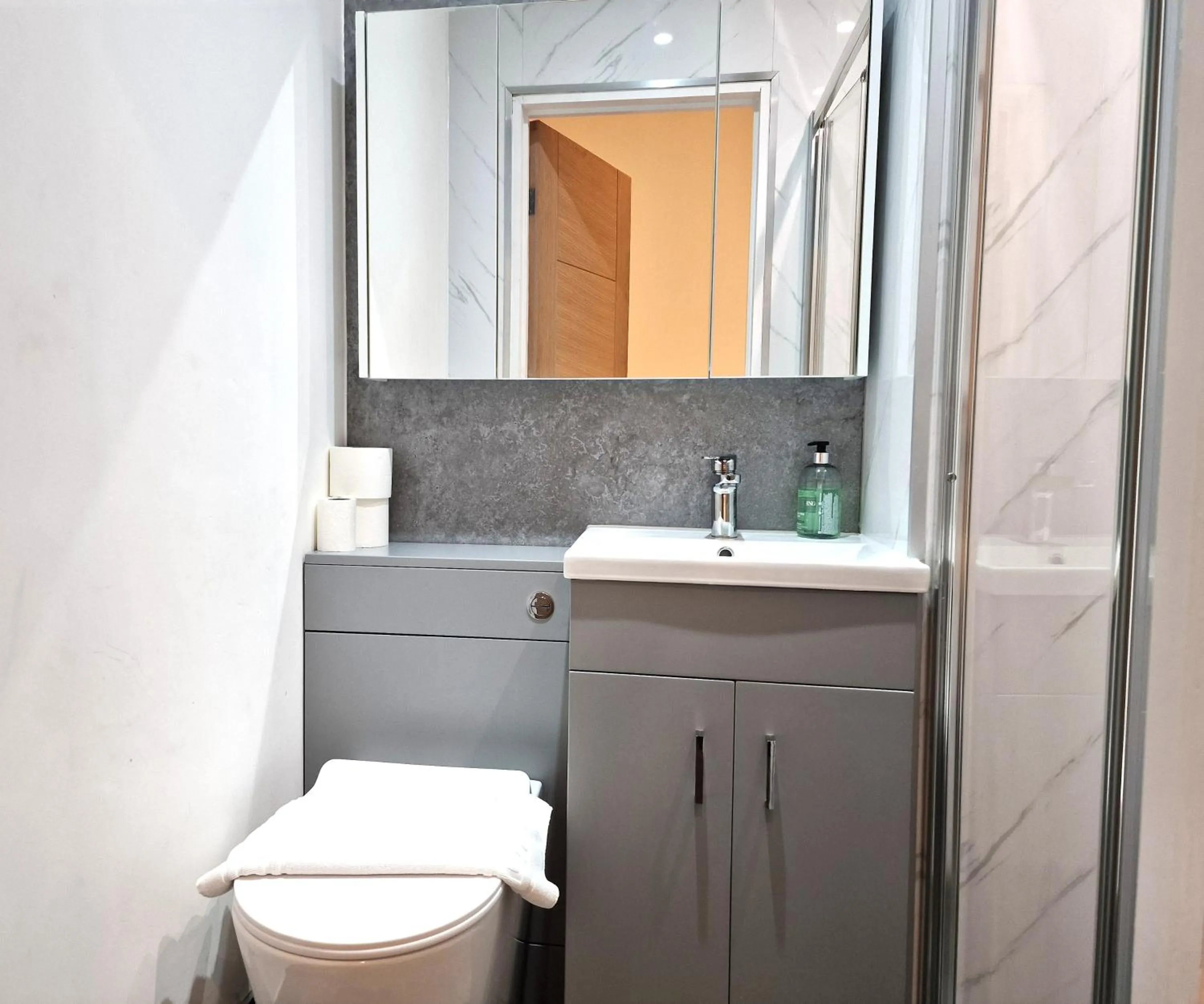 Bathroom in Bath Road Apartments