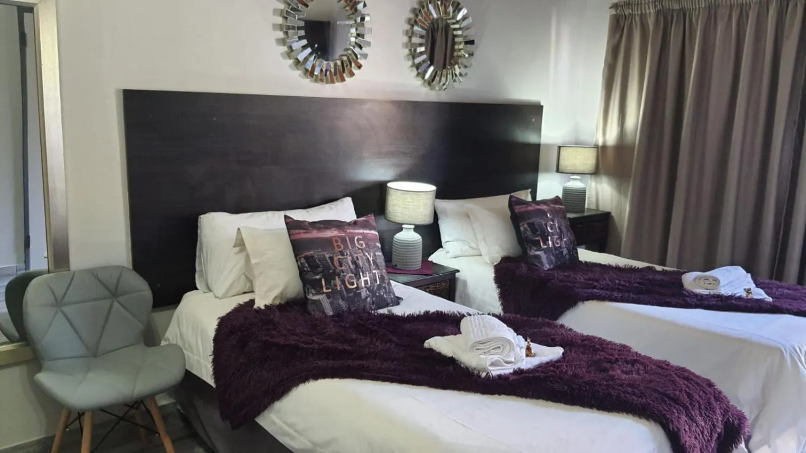 Bed in Gemstone Guest House