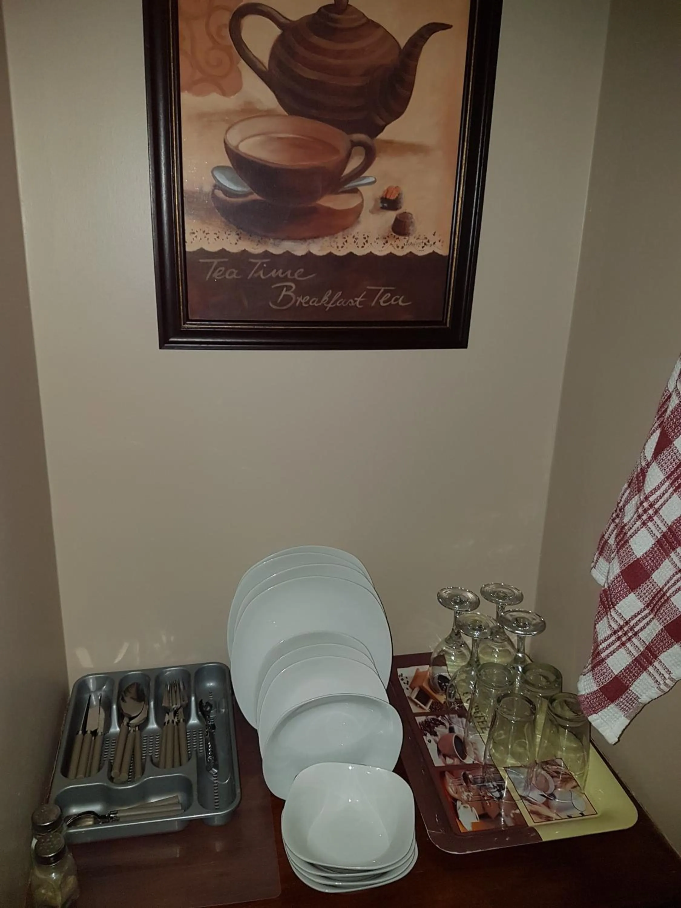 Coffee/tea facilities in Gemstone Guest House