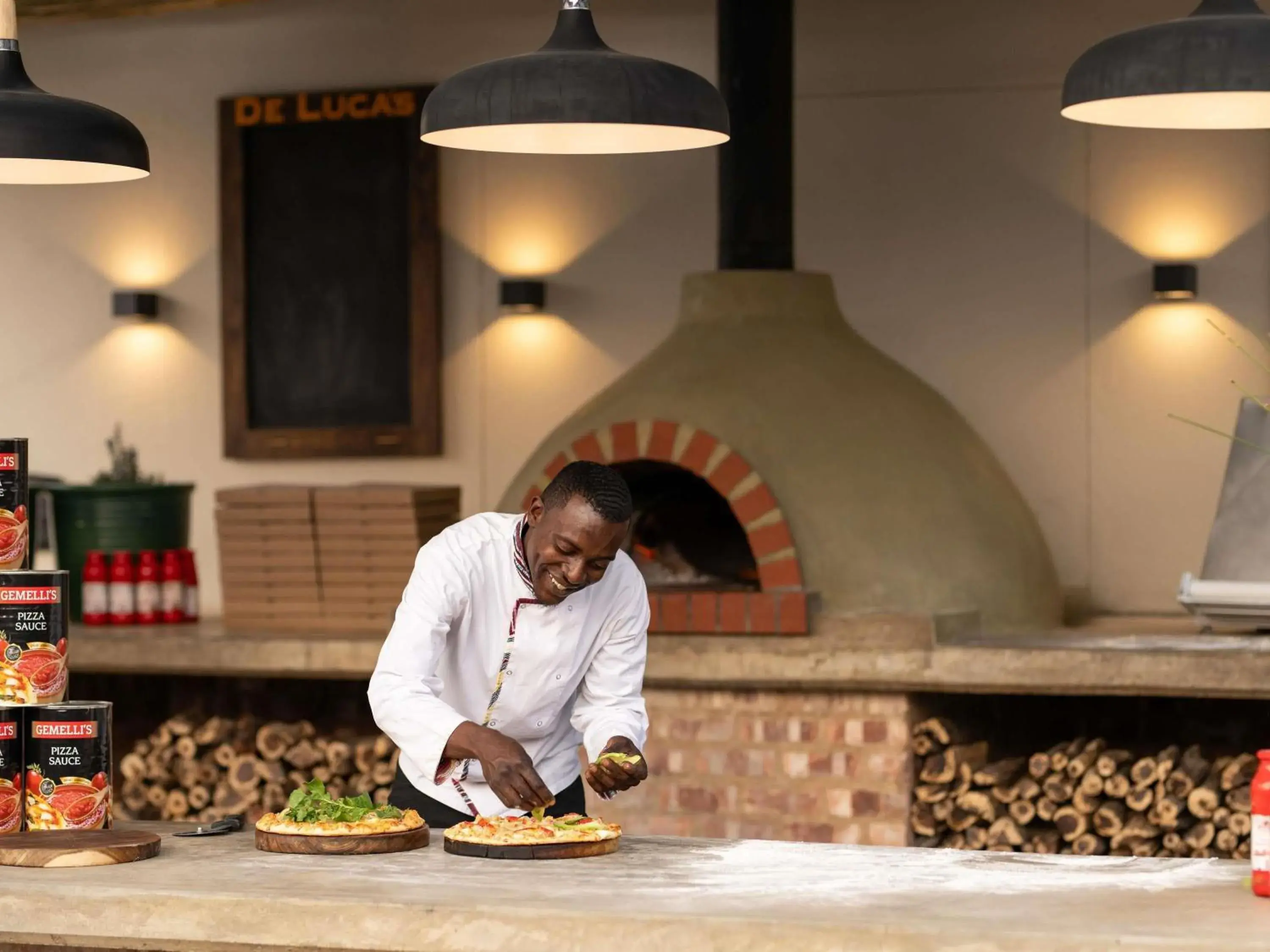 Restaurant/places to eat in Mercure Hotel Windhoek Restaurant/places to eat in Mercure Hotel Windhoek