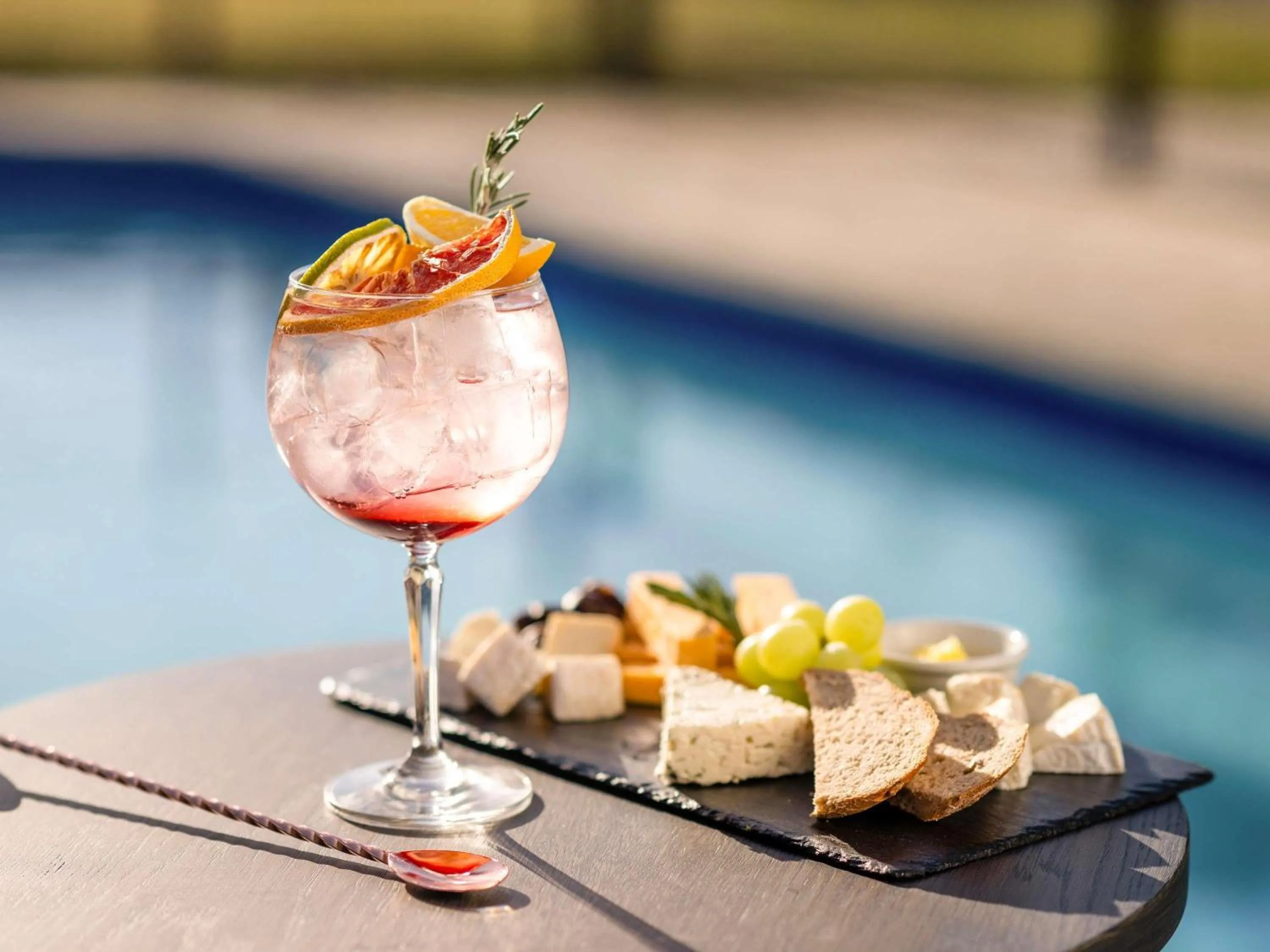 Pool view in Mercure Hotel Windhoek
