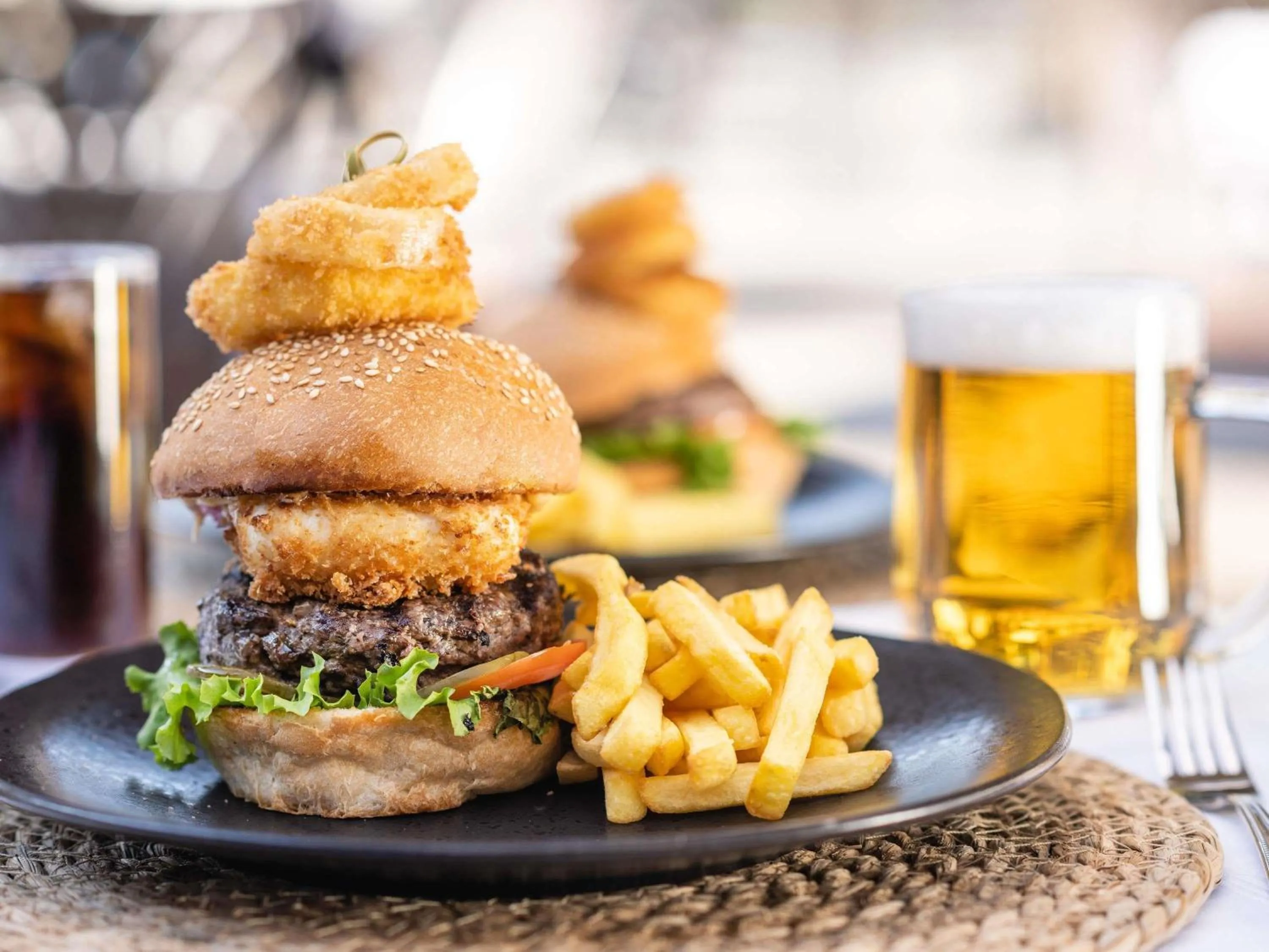 Restaurant/places to eat in Mercure Hotel Windhoek