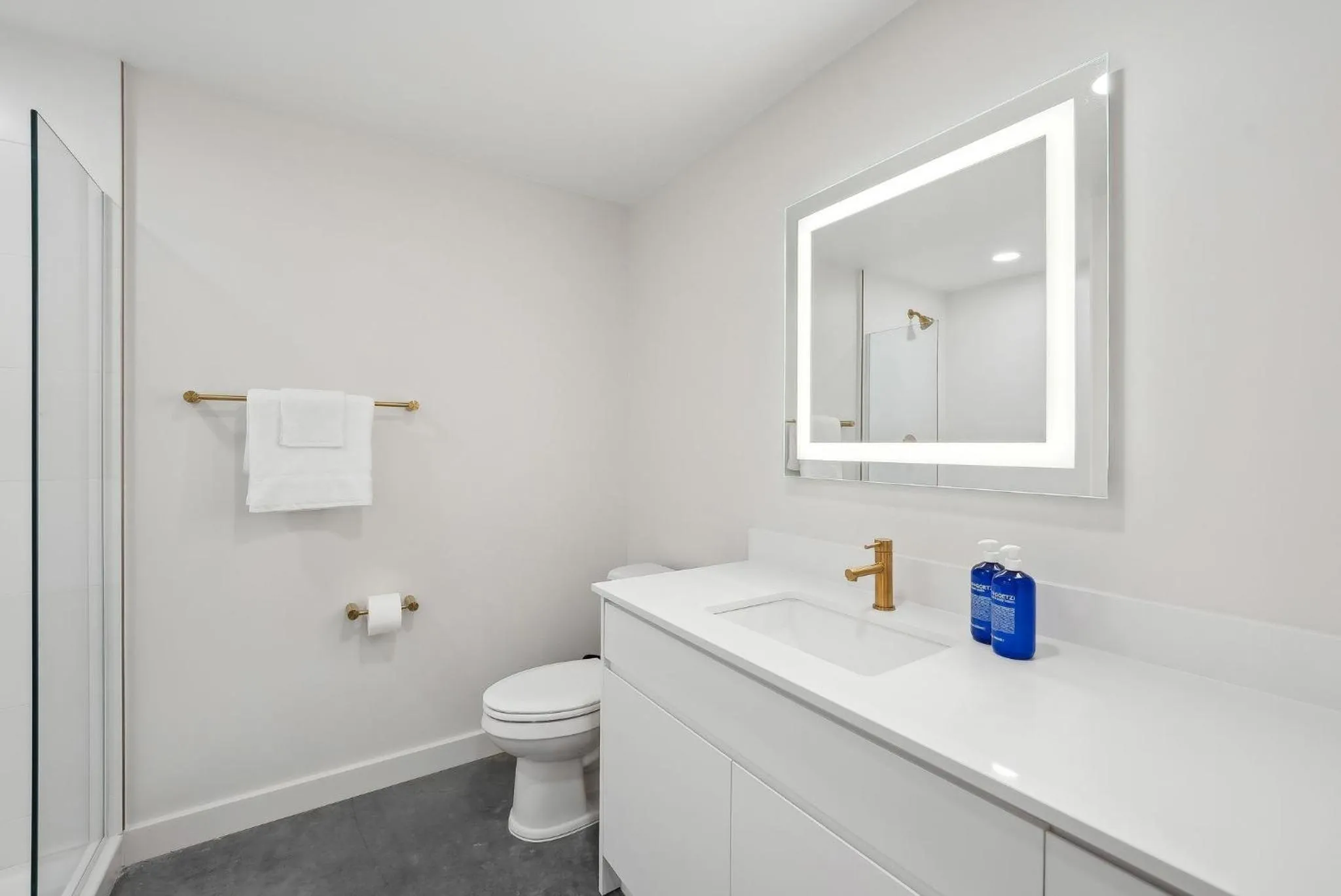 Bathroom in Placemakr Salt Lake City