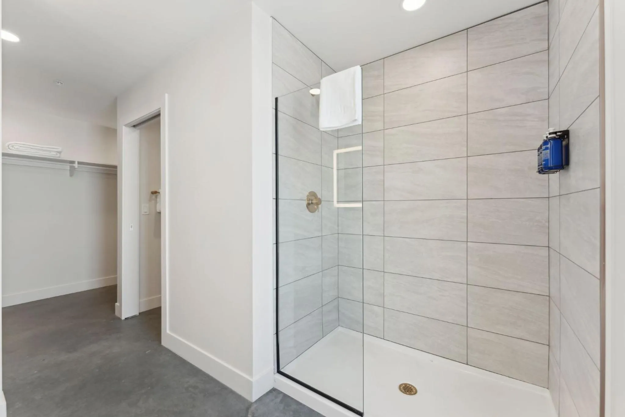 Shower in Placemakr Salt Lake City