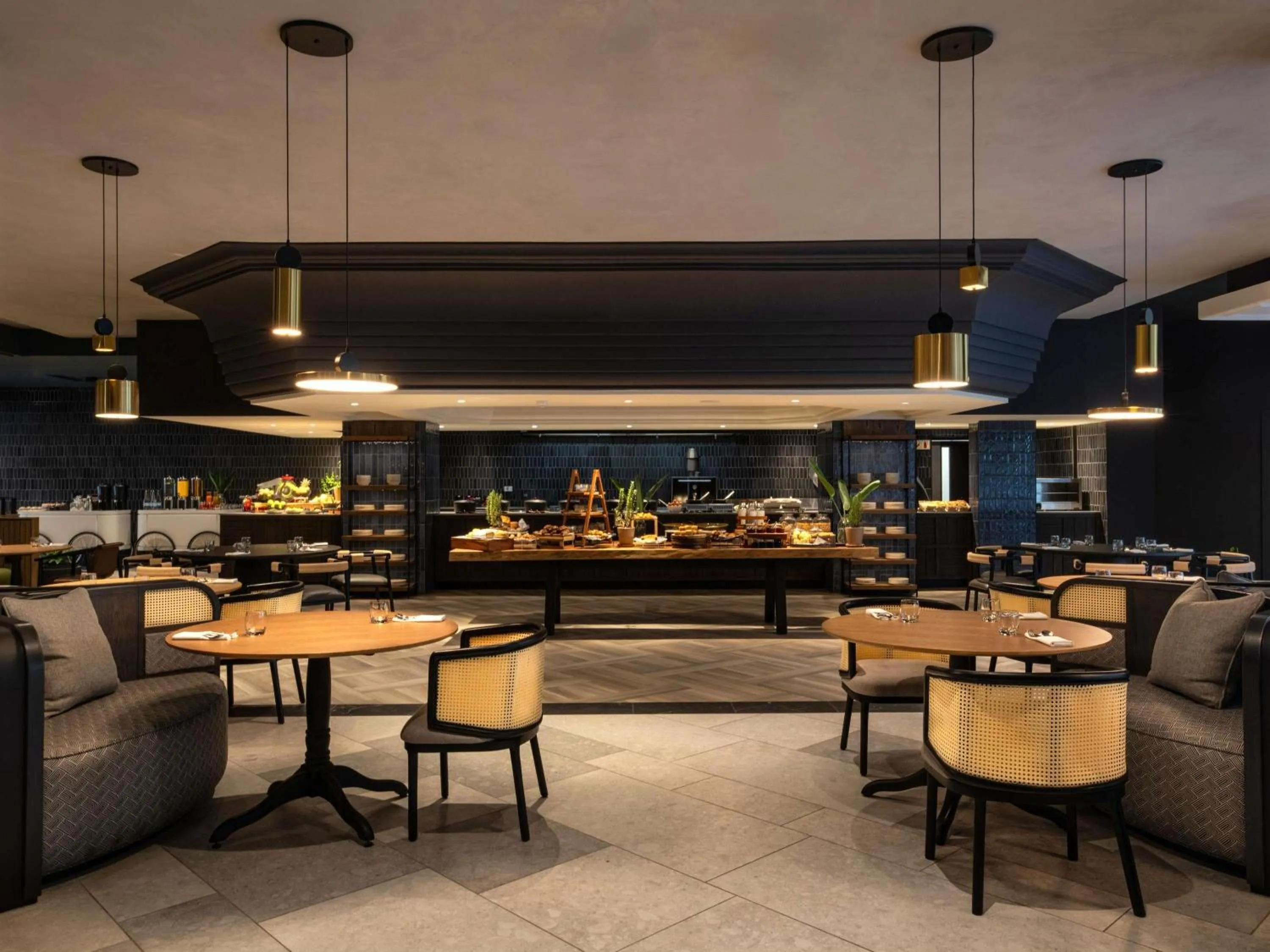 Breakfast in Mövenpick Hotel Windhoek