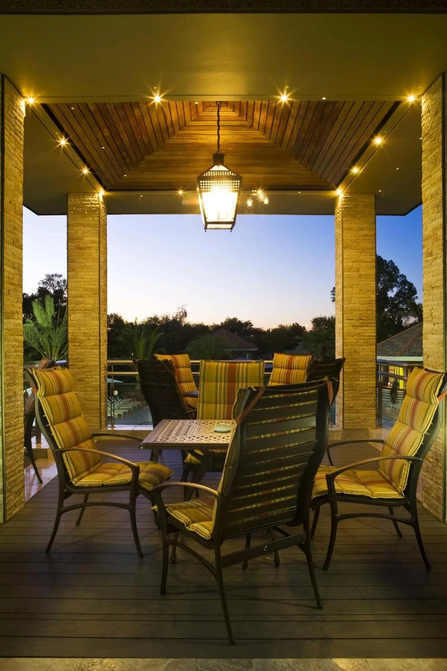 Patio in Safari Court Hotel Managed By Accor