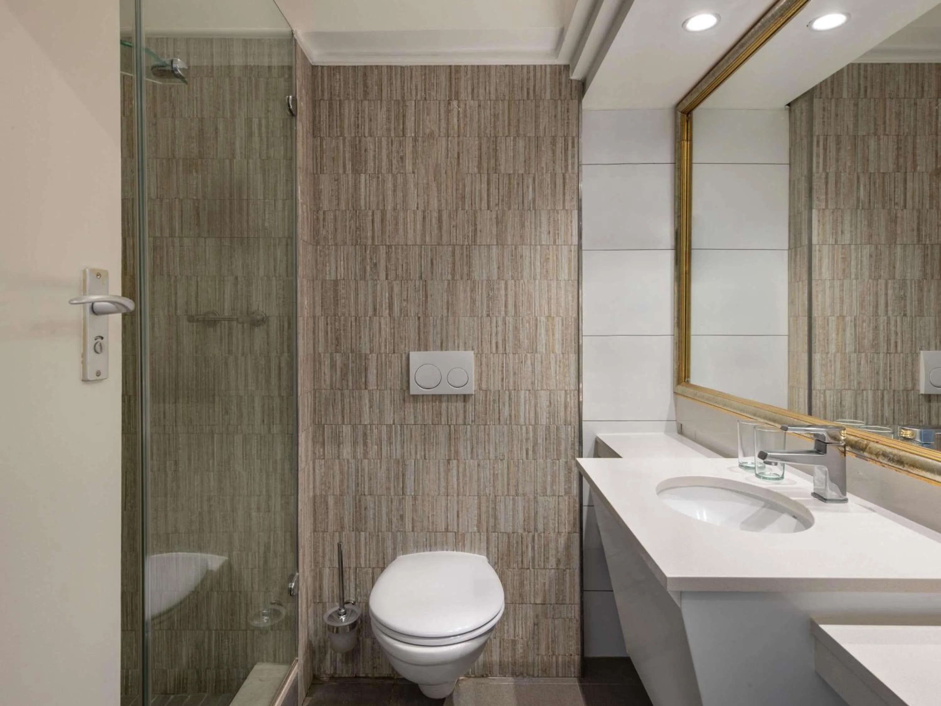 Bedroom in Mövenpick Hotel Windhoek