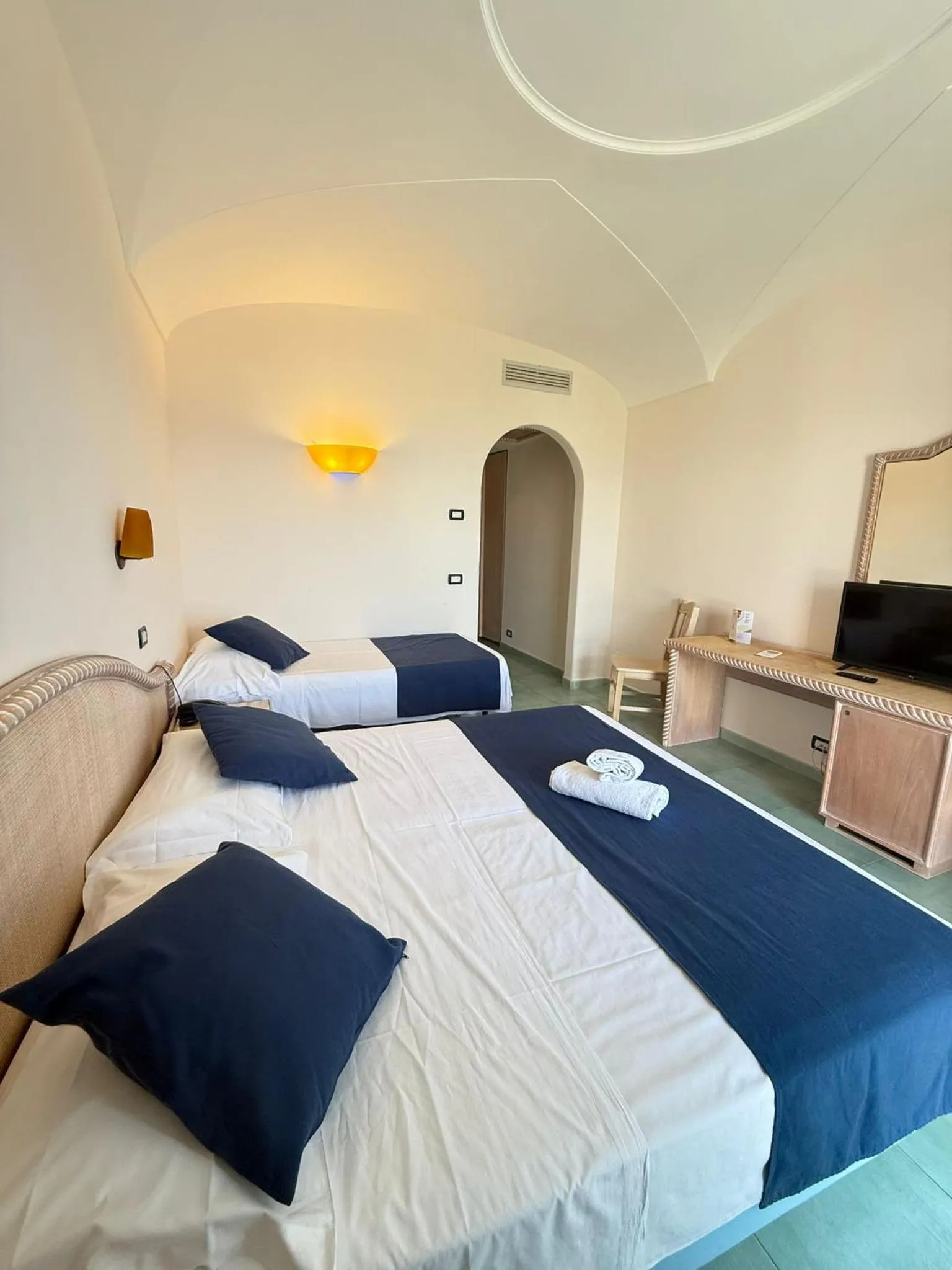 Bed in Hotel Albatros