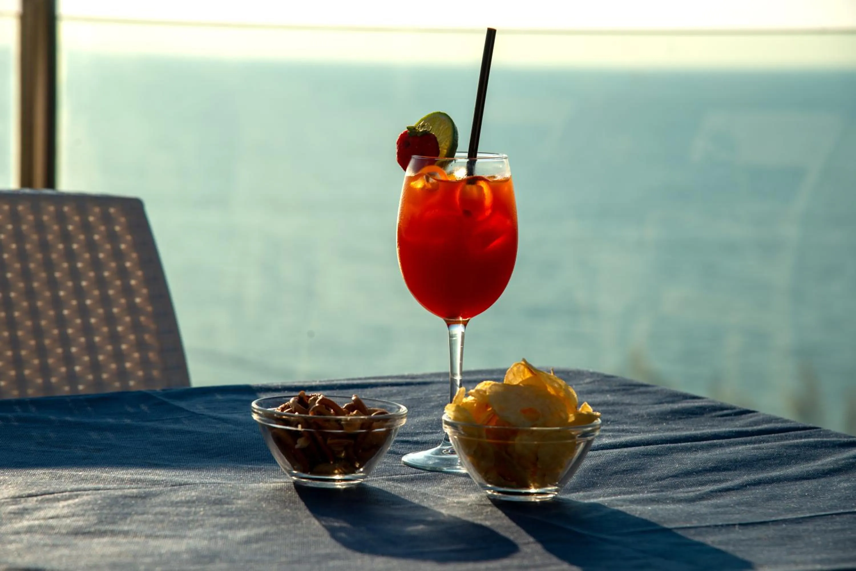 Restaurant/places to eat in Hotel Albatros