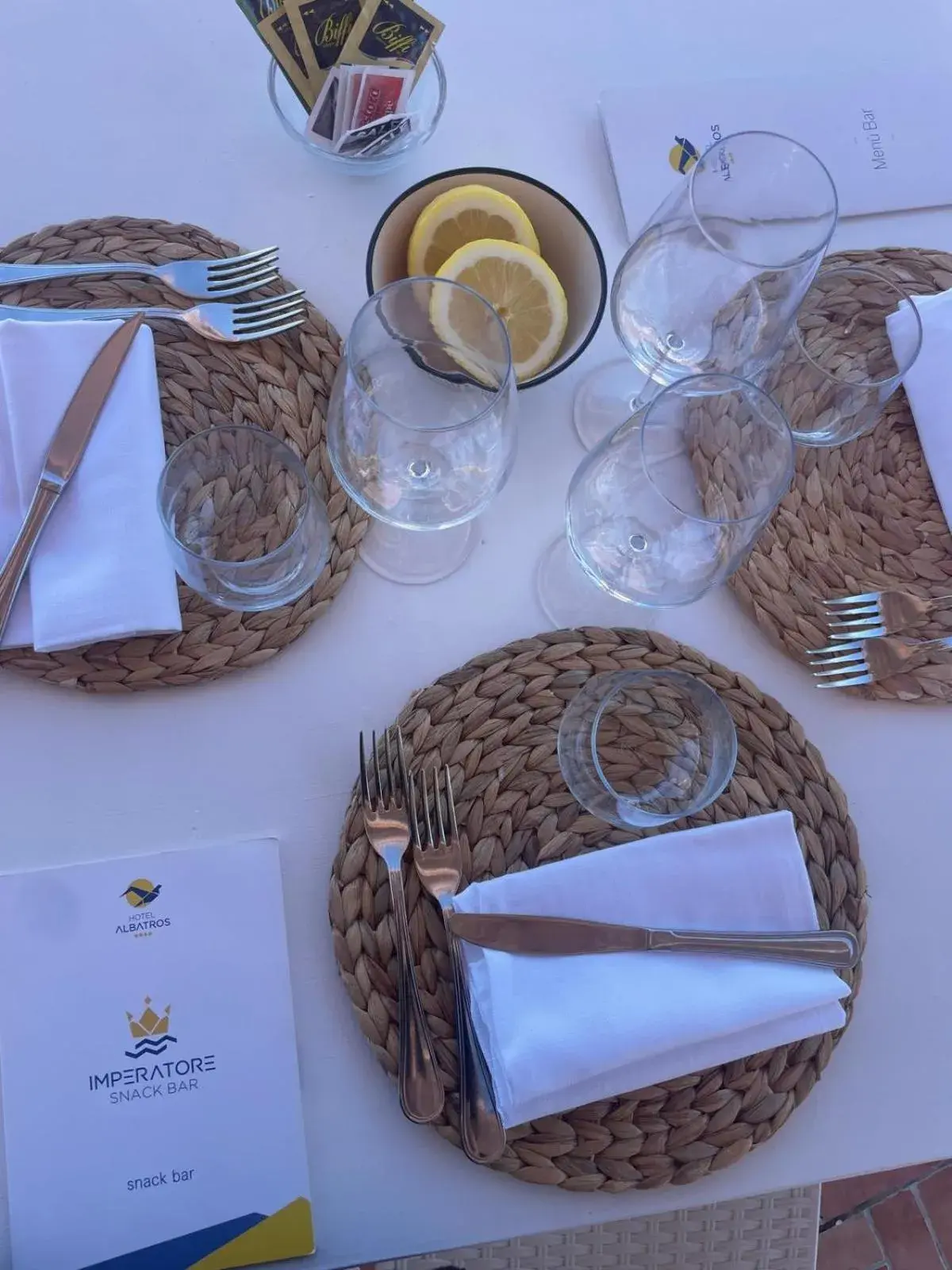 Restaurant/places to eat in Hotel Albatros Restaurant/places to eat in Hotel Albatros