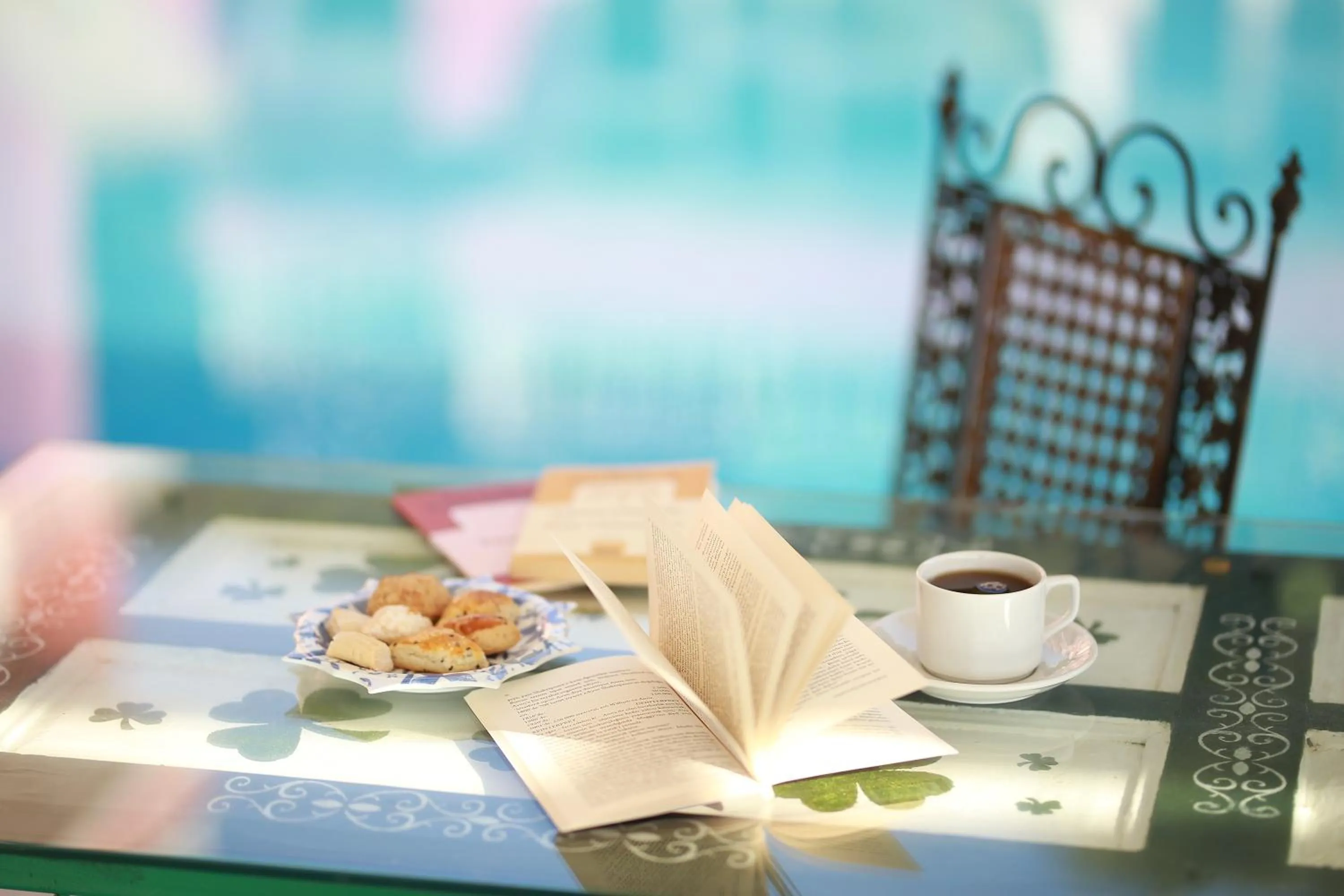 Coffee/tea facilities in Tunc Hotel