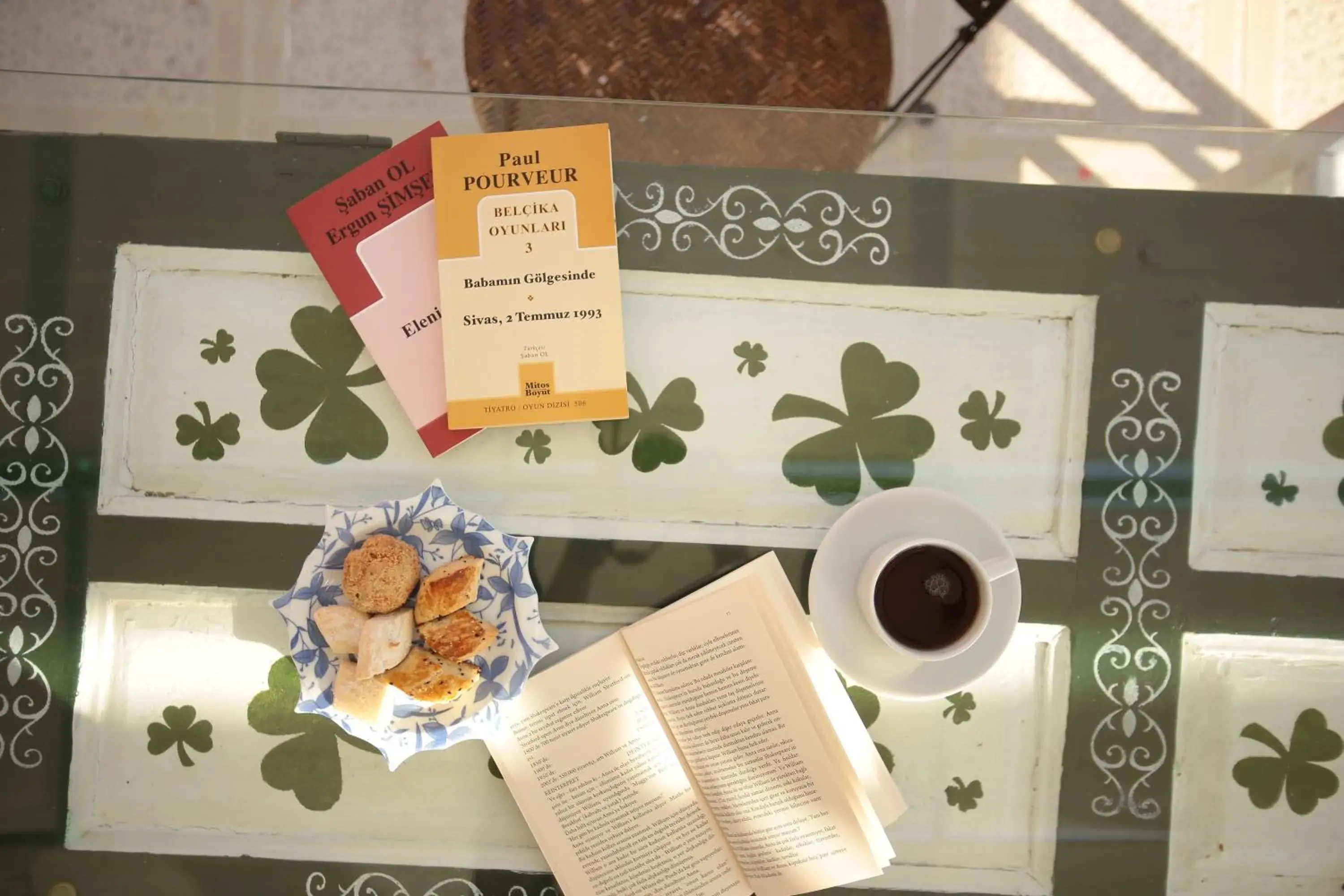 Food and drinks in Tunc Hotel Food and drinks in Tunc Hotel