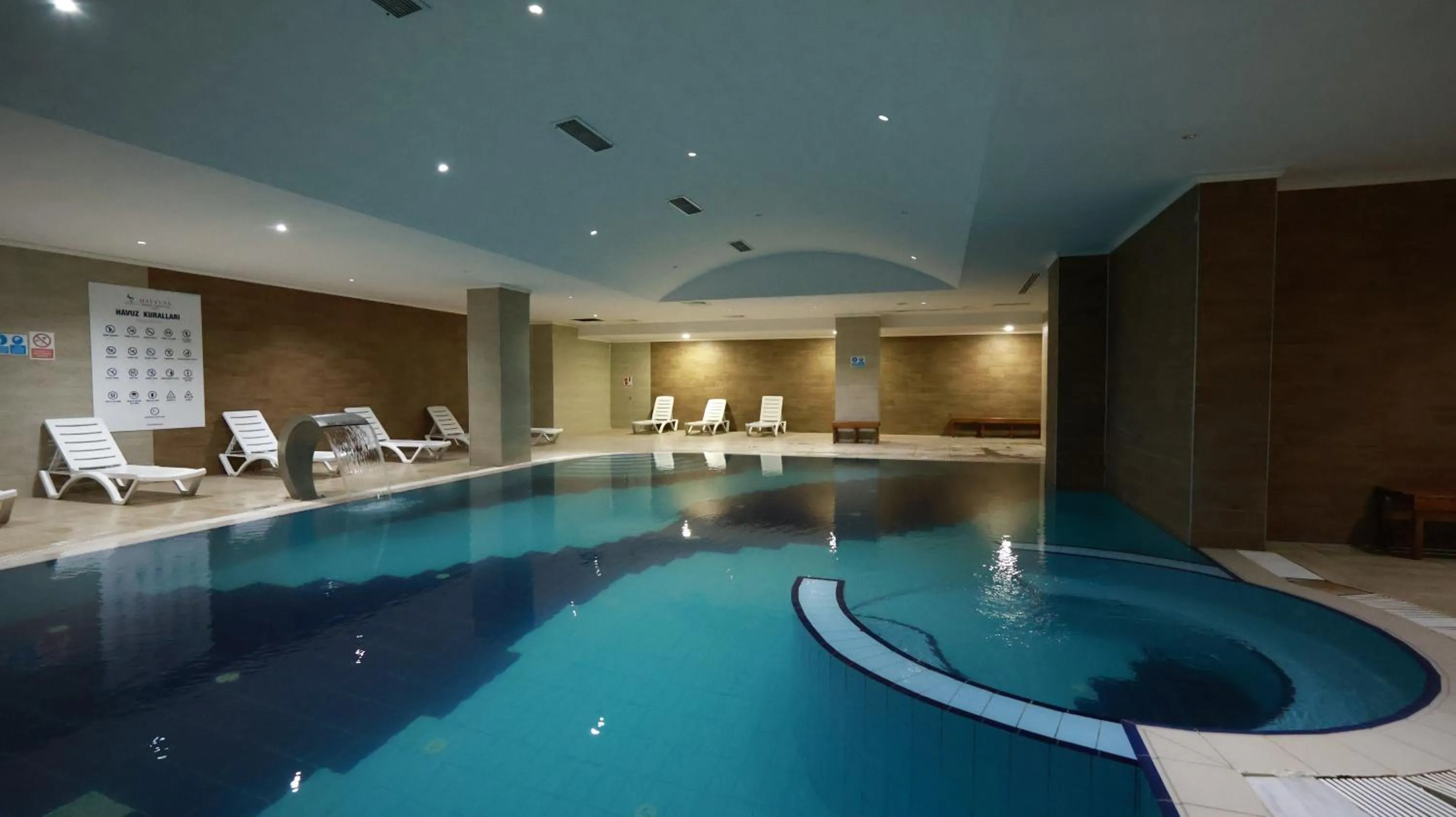 Swimming pool in Hattusa Vacation Thermal Club Erzin