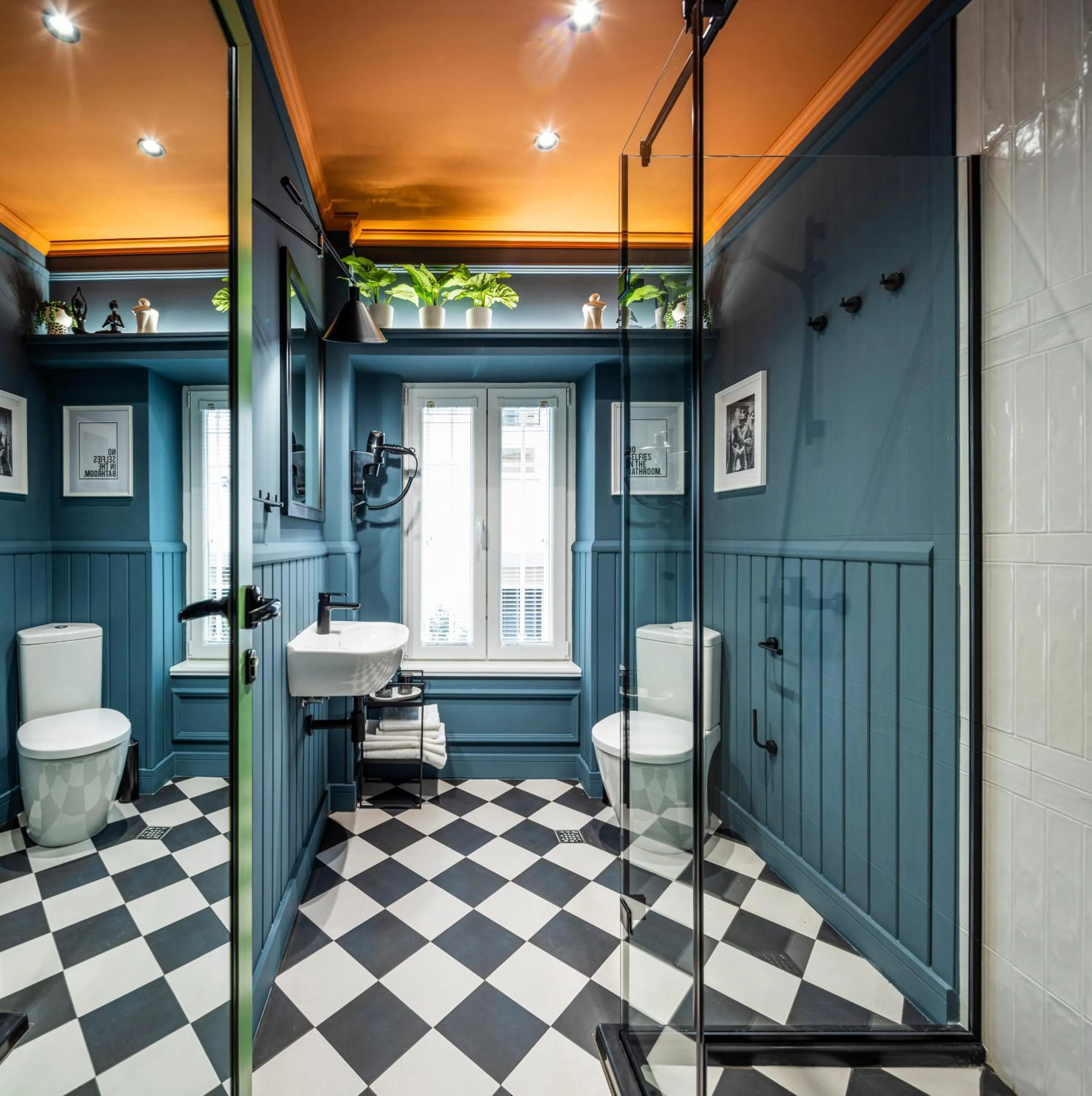 5 Vintage Guest House