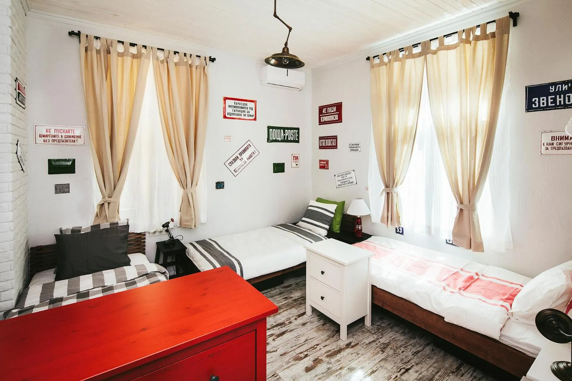 Bed in 5 Vintage Guest House