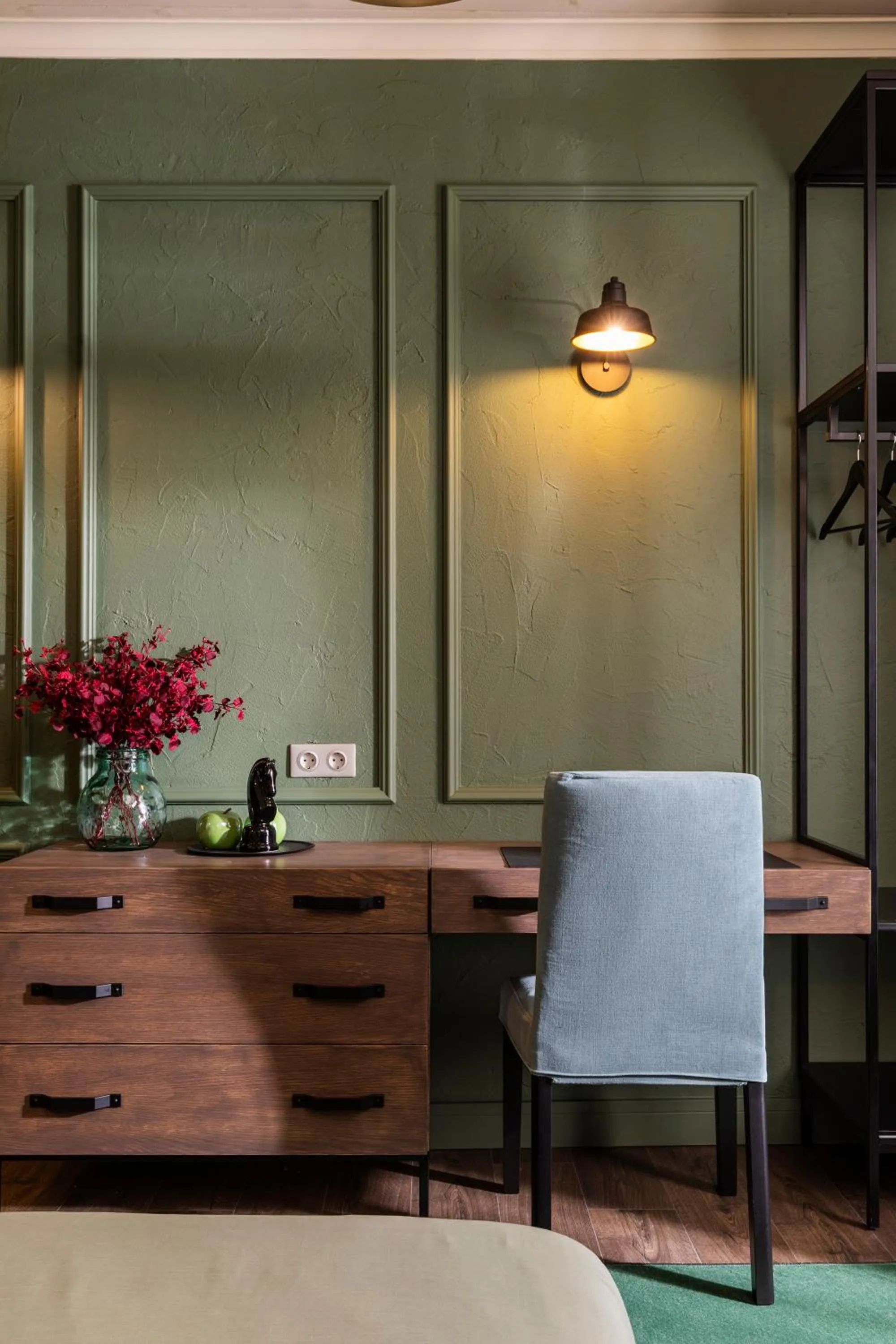 5 Vintage Guest House