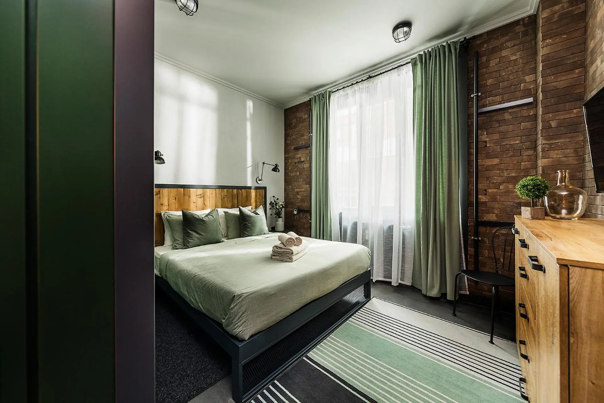 Bed in 5 Vintage Guest House