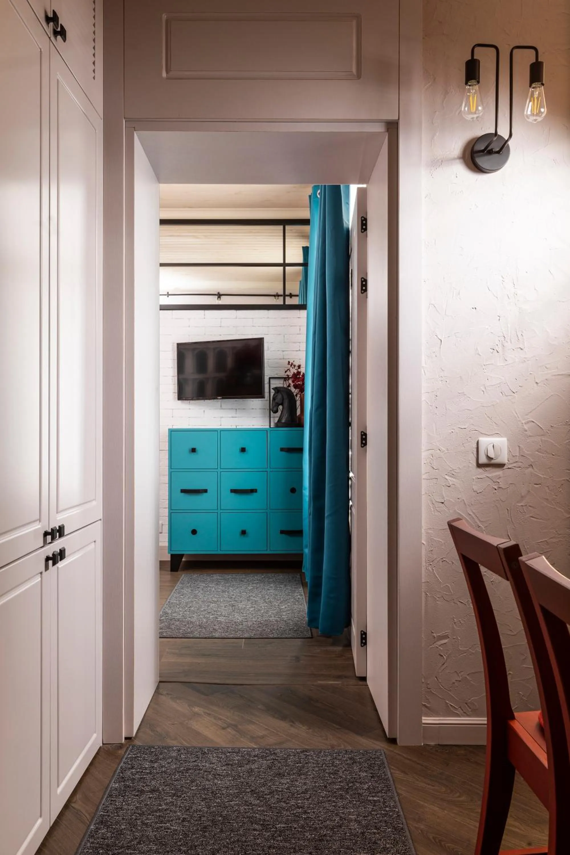 5 Vintage Guest House