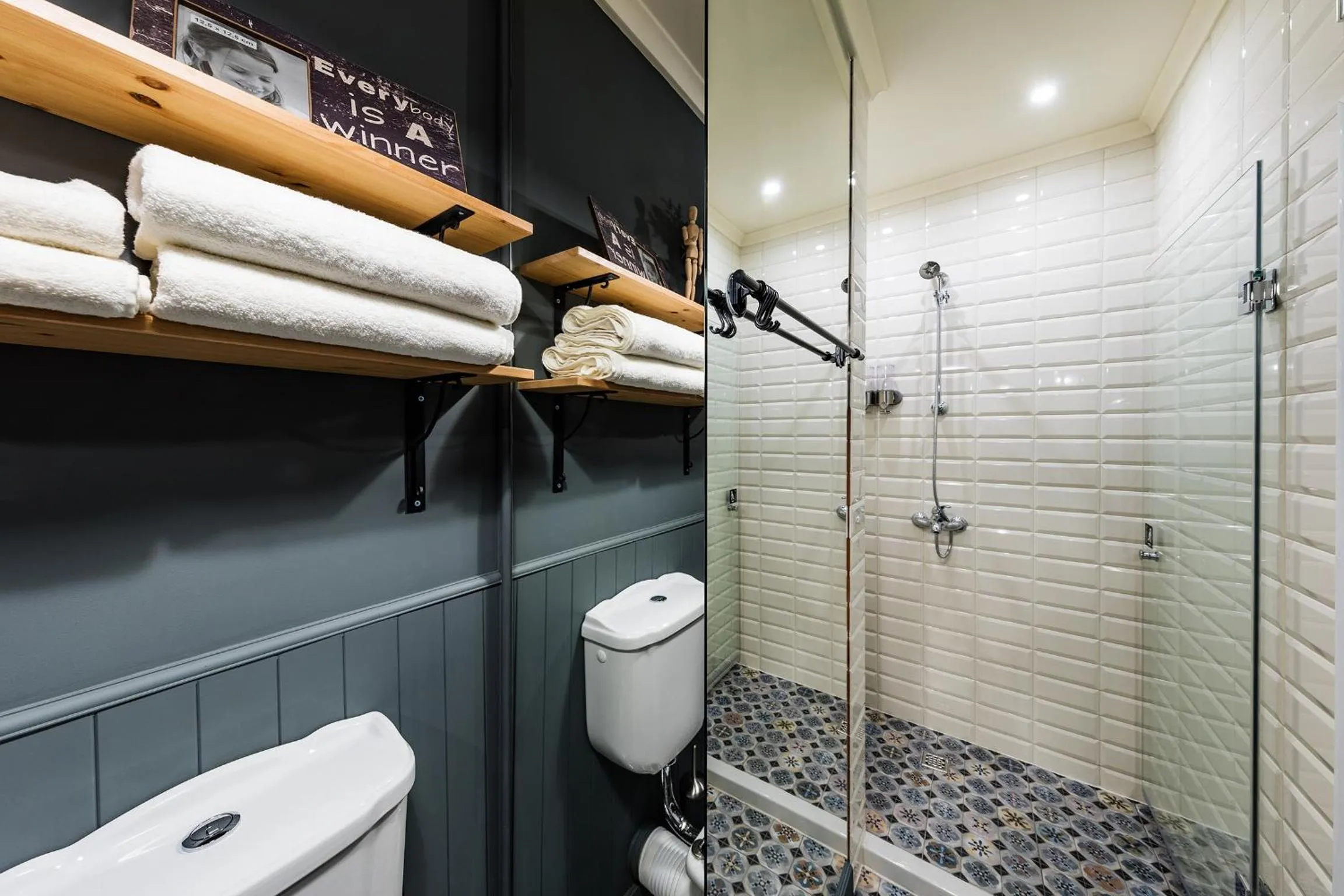 Bathroom in 5 Vintage Guest House