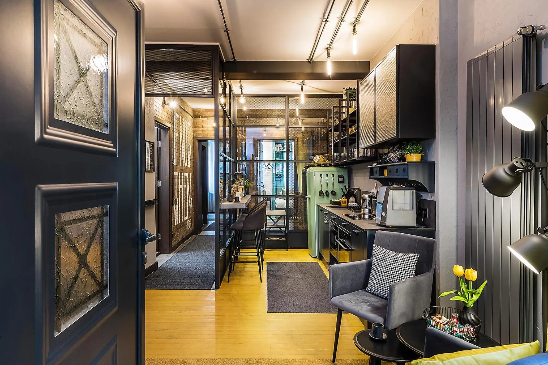 5 Vintage Guest House