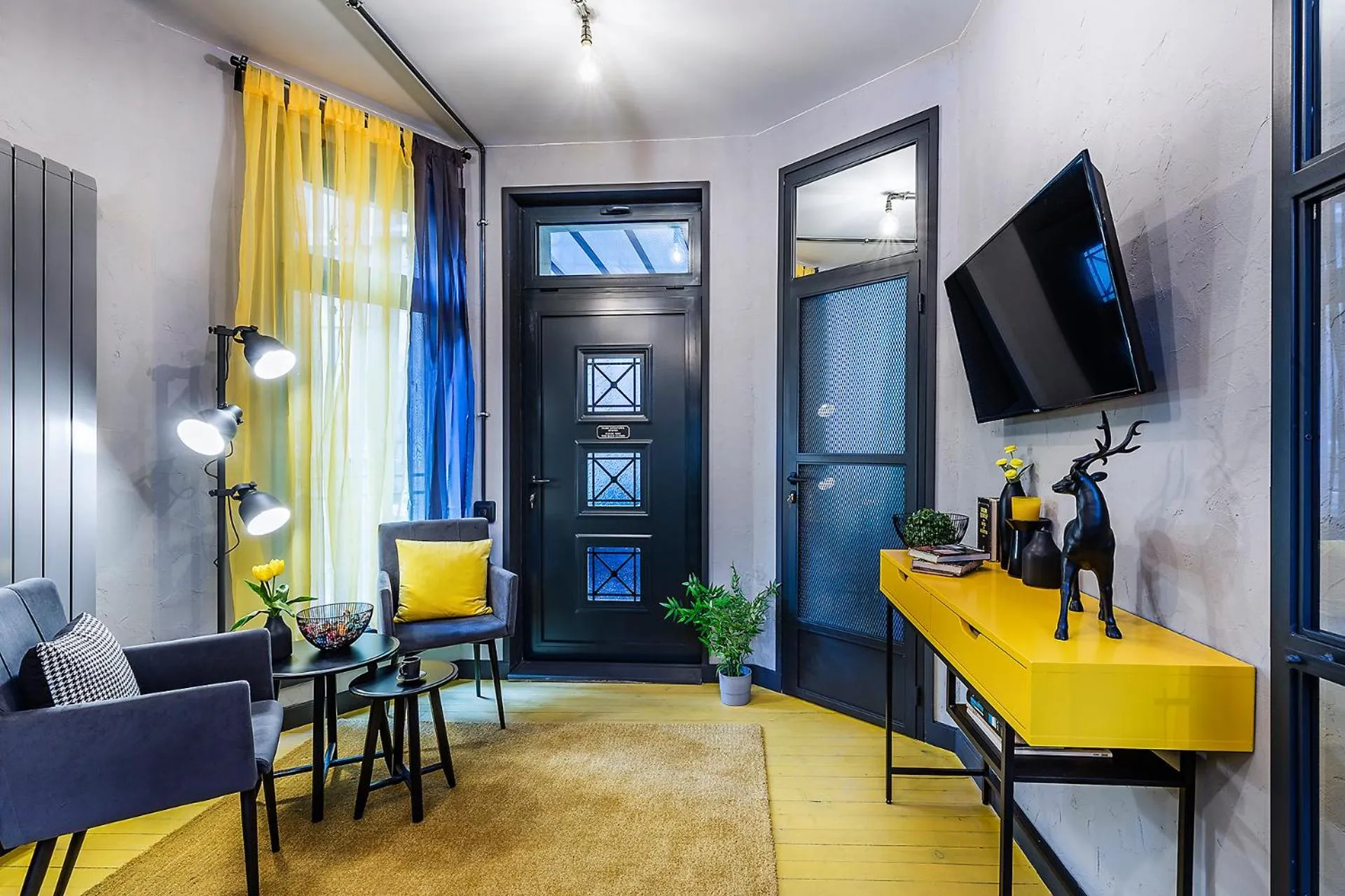 Living room in 5 Vintage Guest House