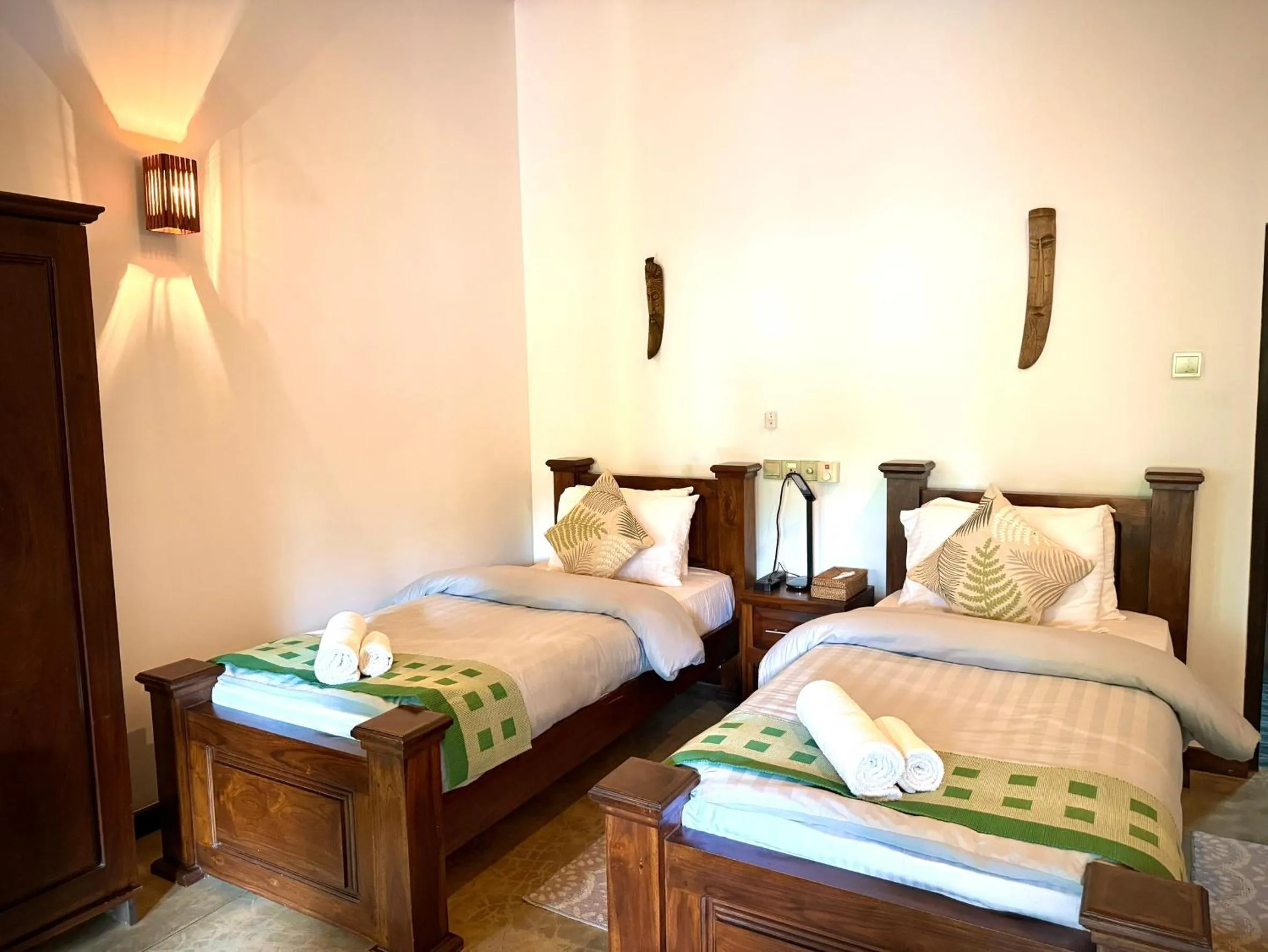 Standard Twin Room in The Green Edge