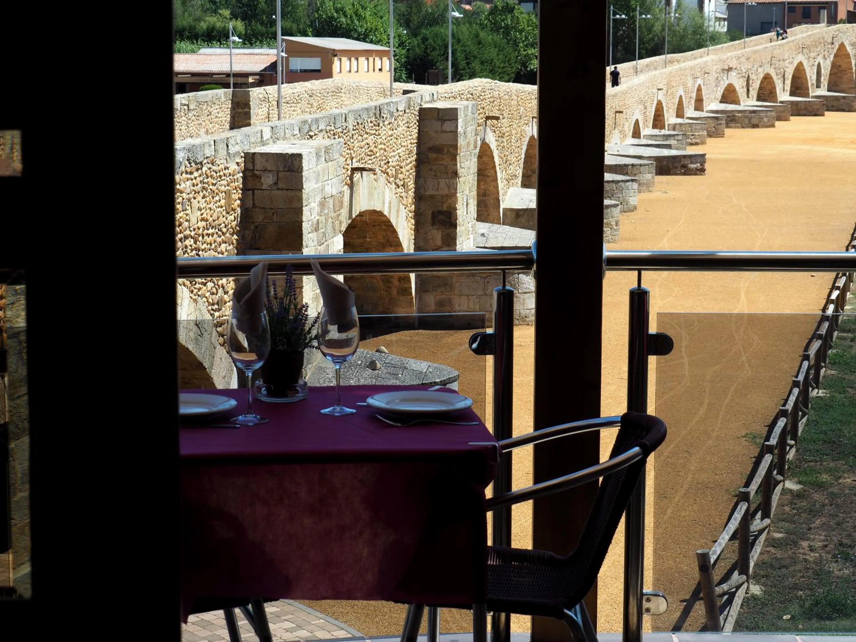 Hostal Don Suero de Quiñones