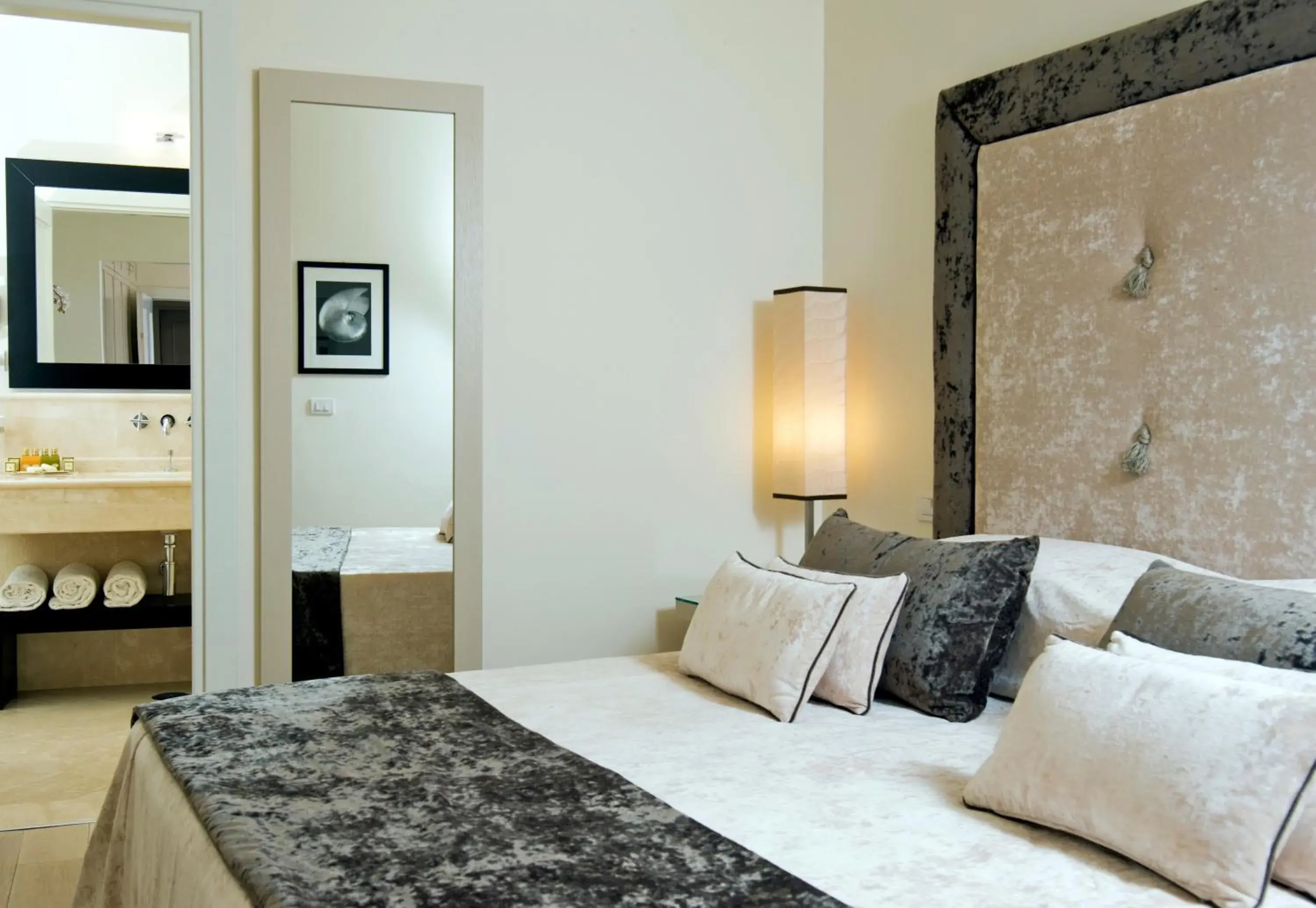 Bed in Albergo Palazzo Decumani Bed in Albergo Palazzo Decumani