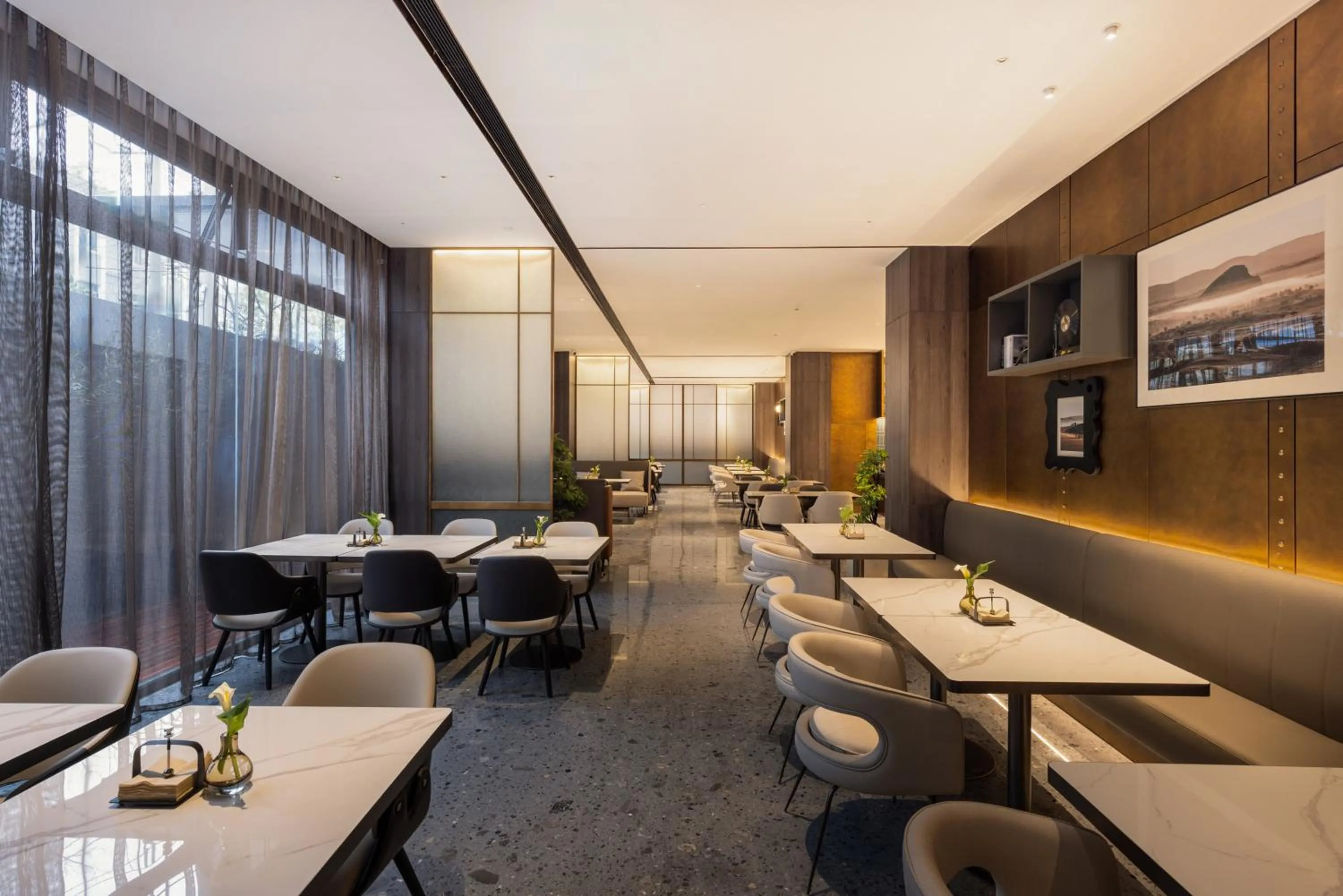 Atour Hotel Chengdu Chunxi Road South Taisheng Road Subway Station