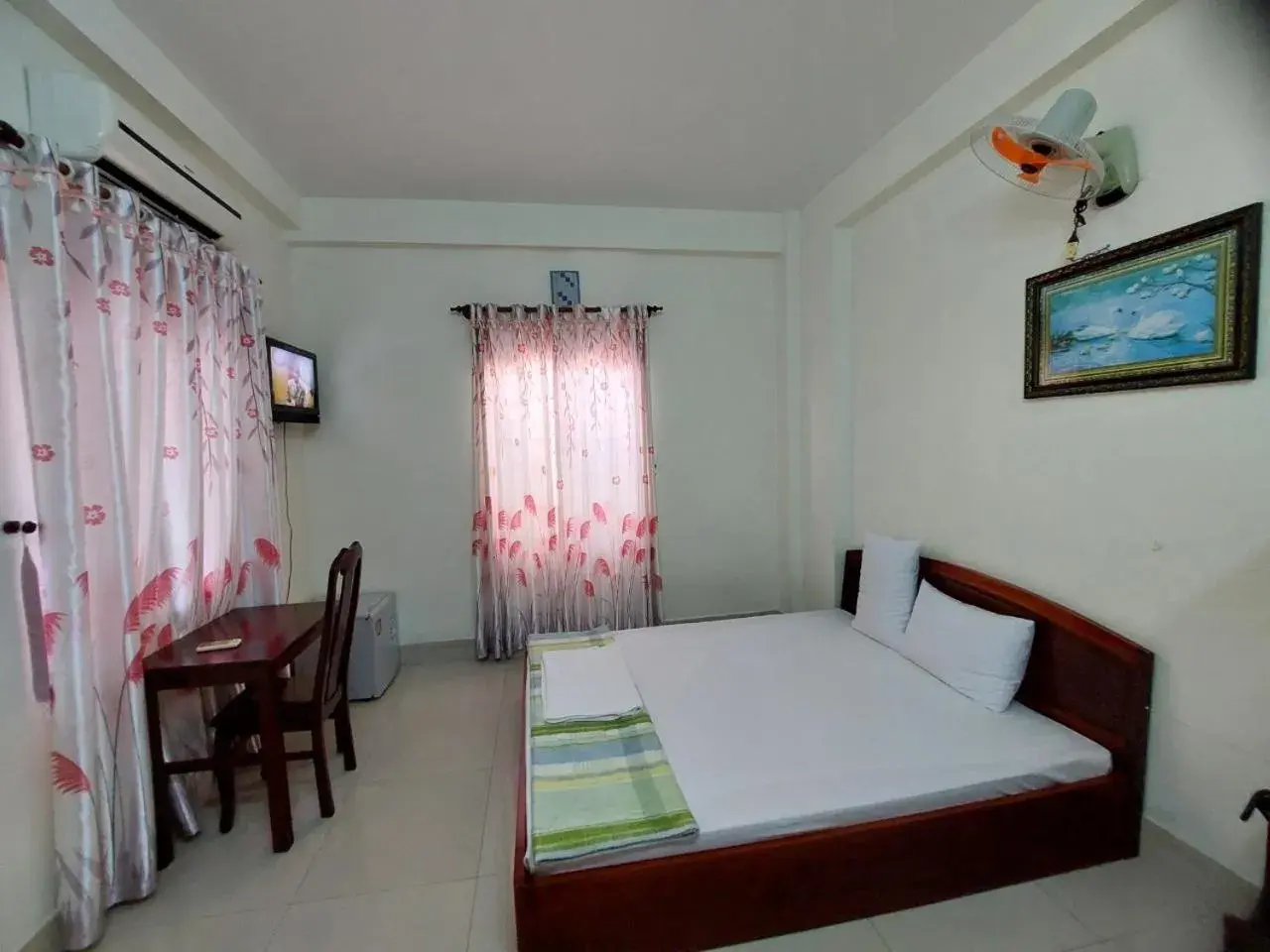 Bedroom, Bed in Thinh Khang Hotel Vung Tau Bedroom, Bed in Thinh Khang Hotel Vung Tau