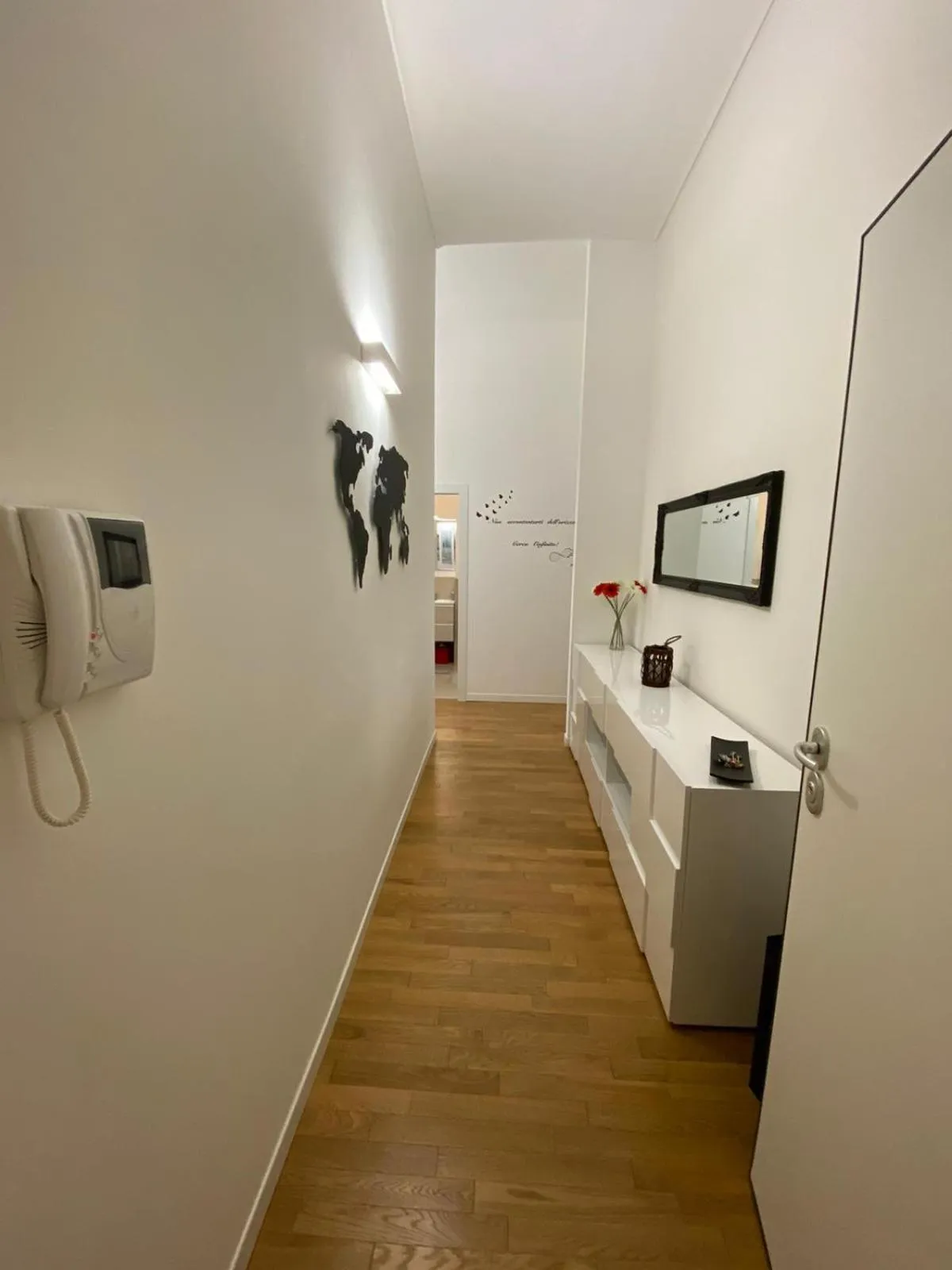 Decorative detail in Fifty Eight Suite Milan Center