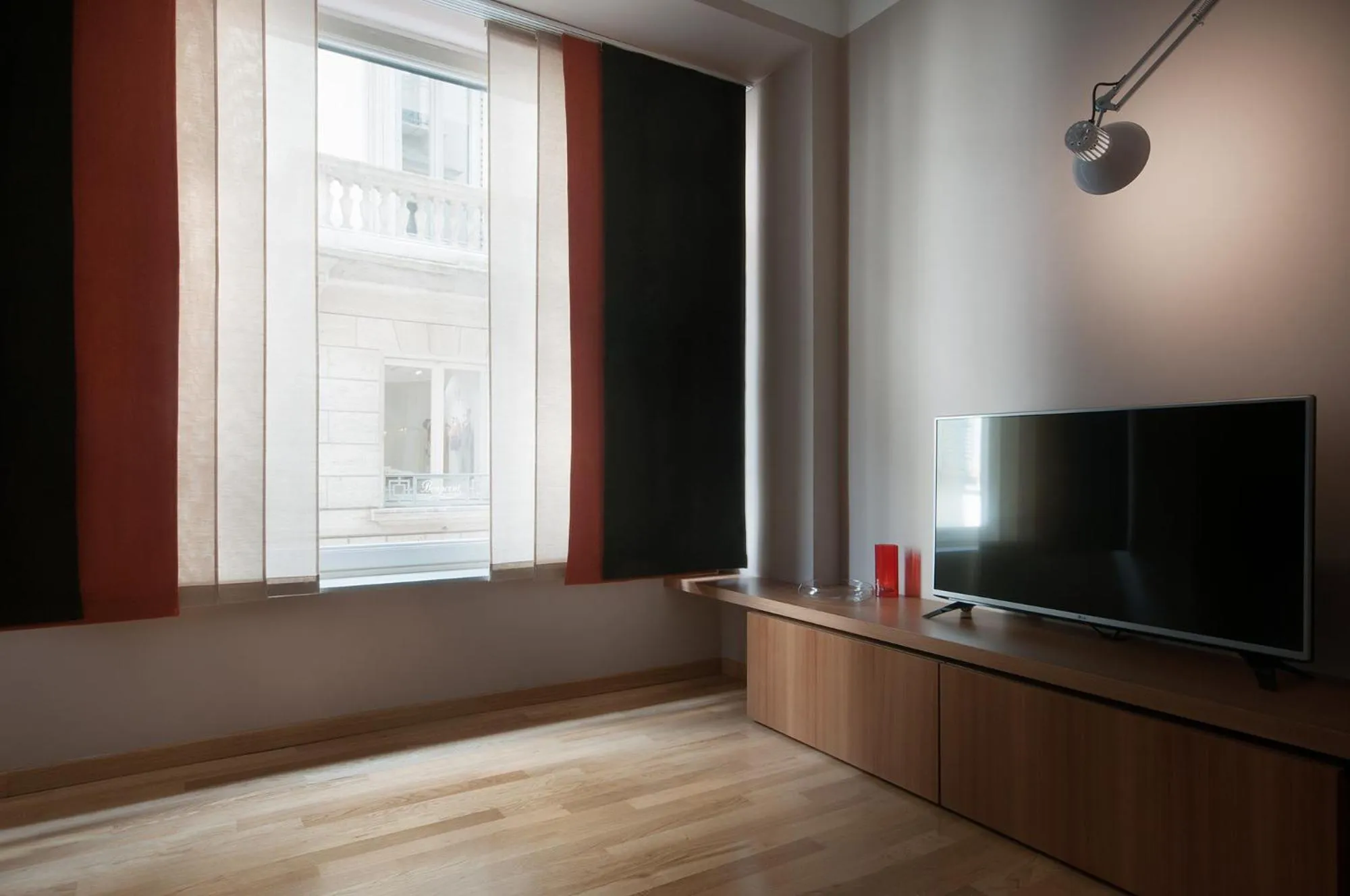 Day in Fifty Eight Suite Milan Center