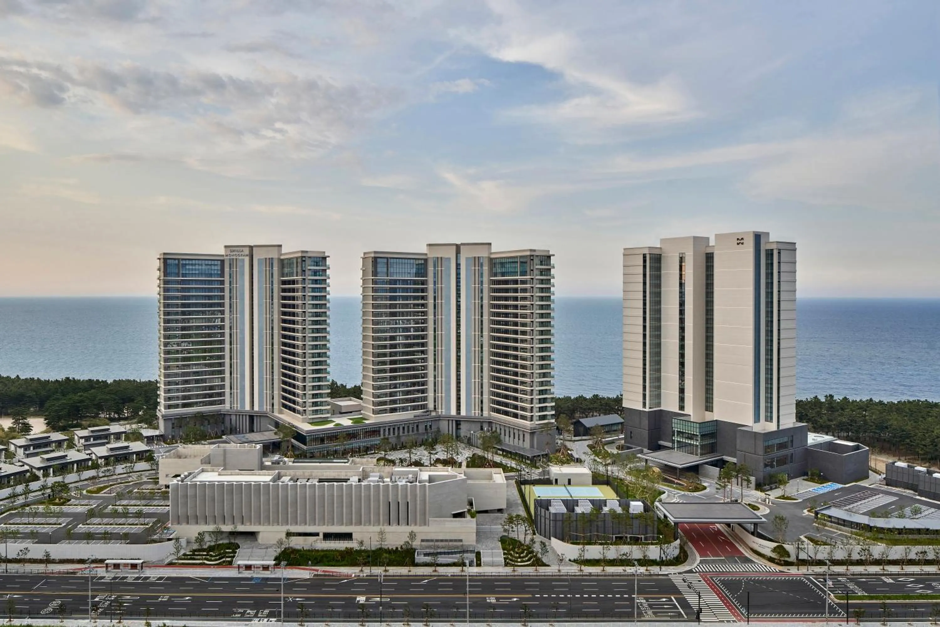 Property building in Shillamonogram Gangneung Hotel