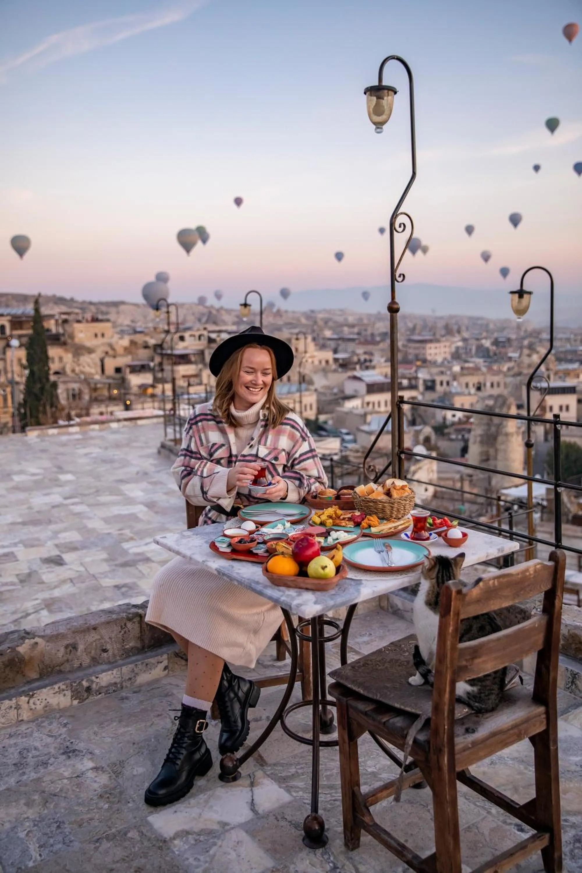 Breakfast in Charming Cave Hotel