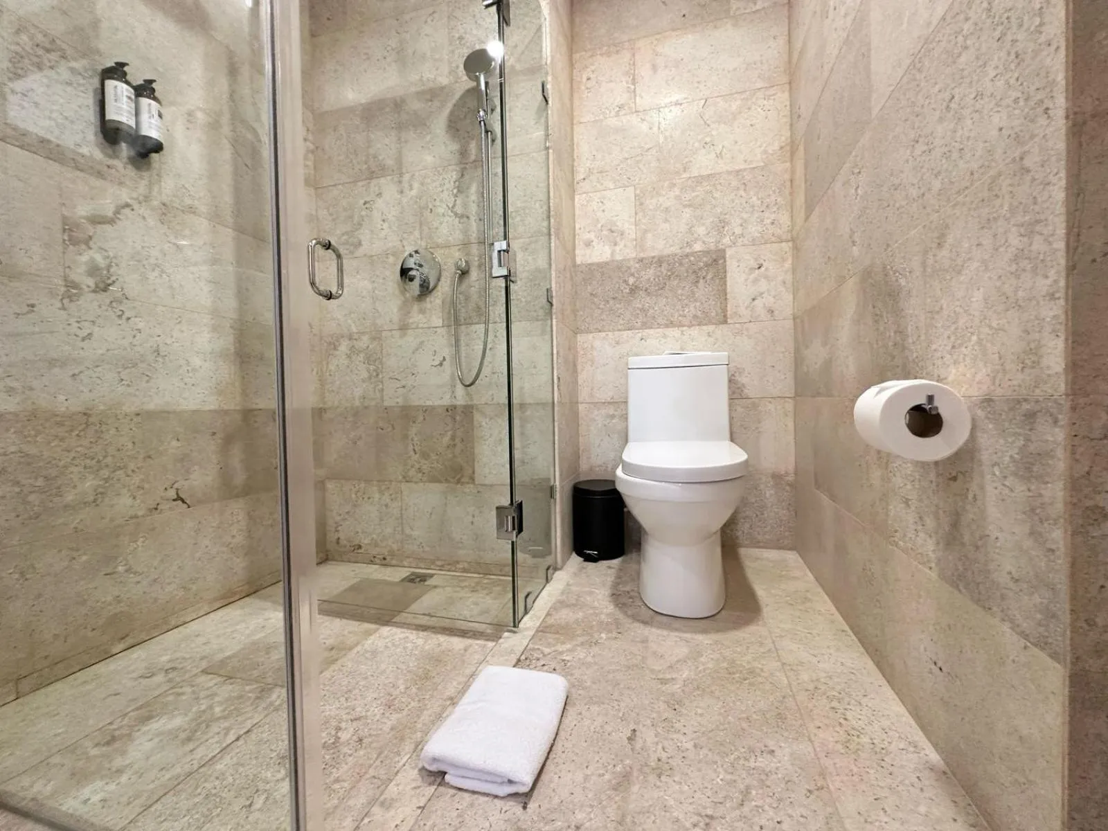 Shower in abba Suites Playa del Carmen