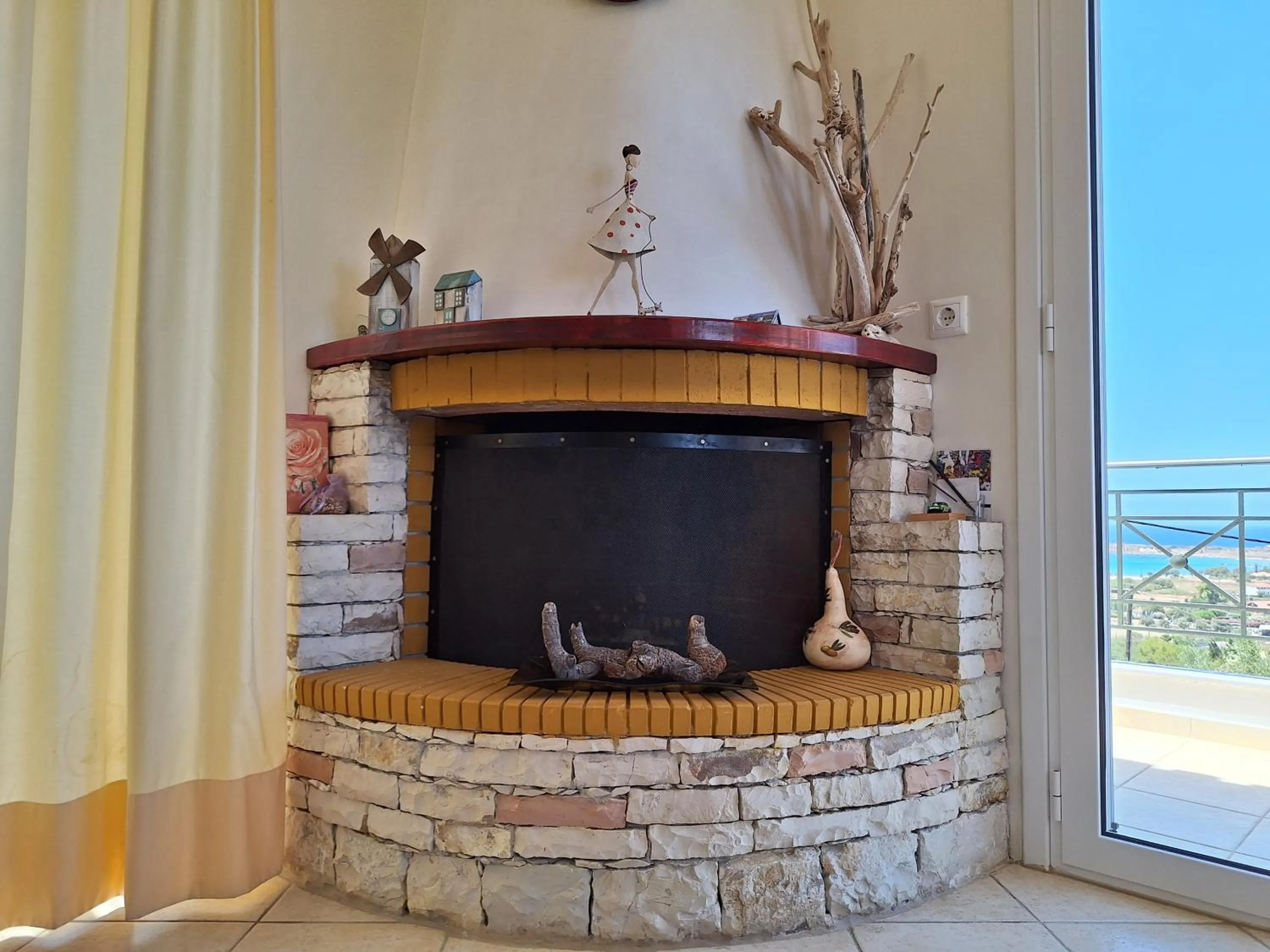 fireplace in Villa Tapia