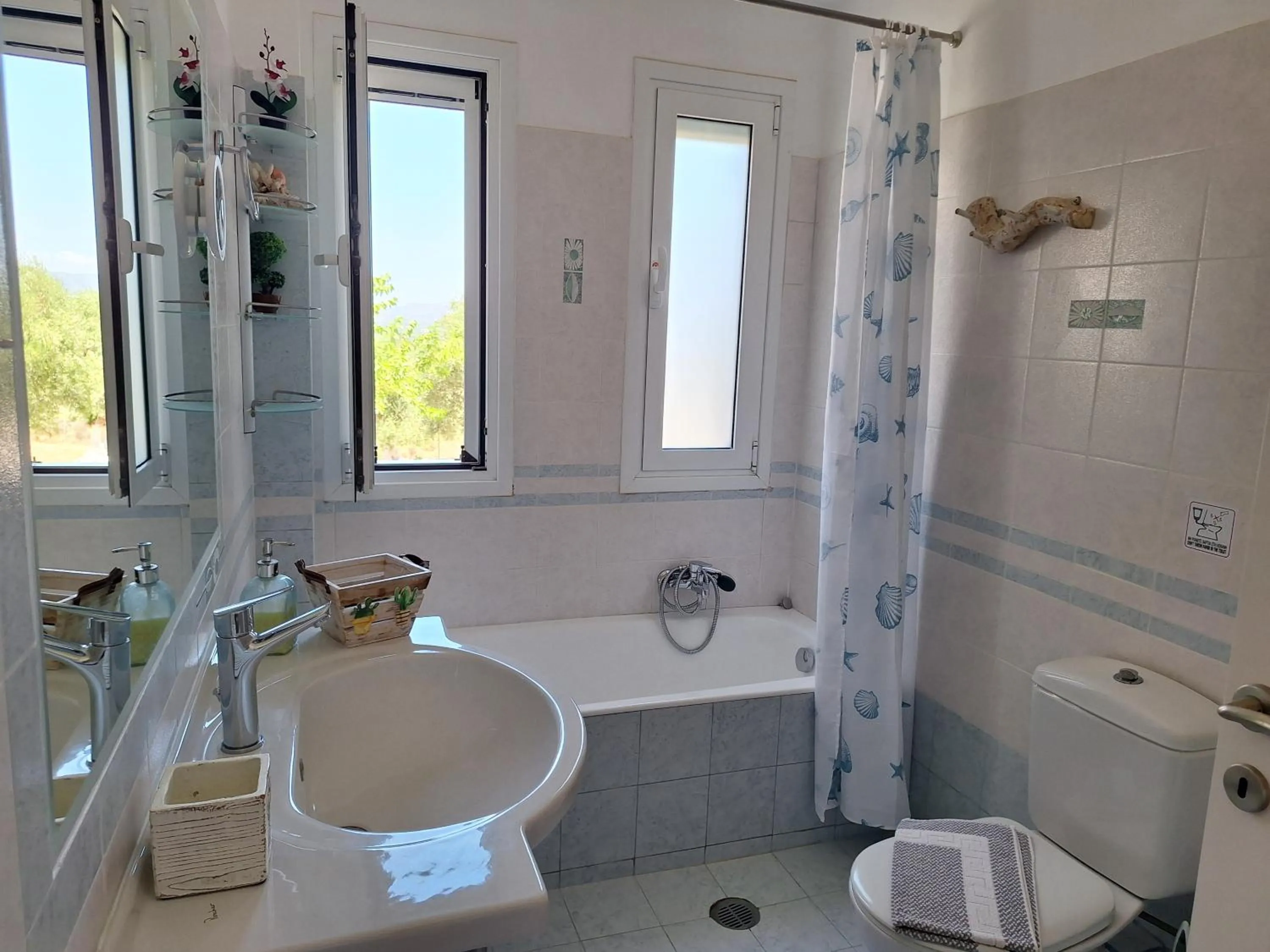 Toilet in Villa Tapia