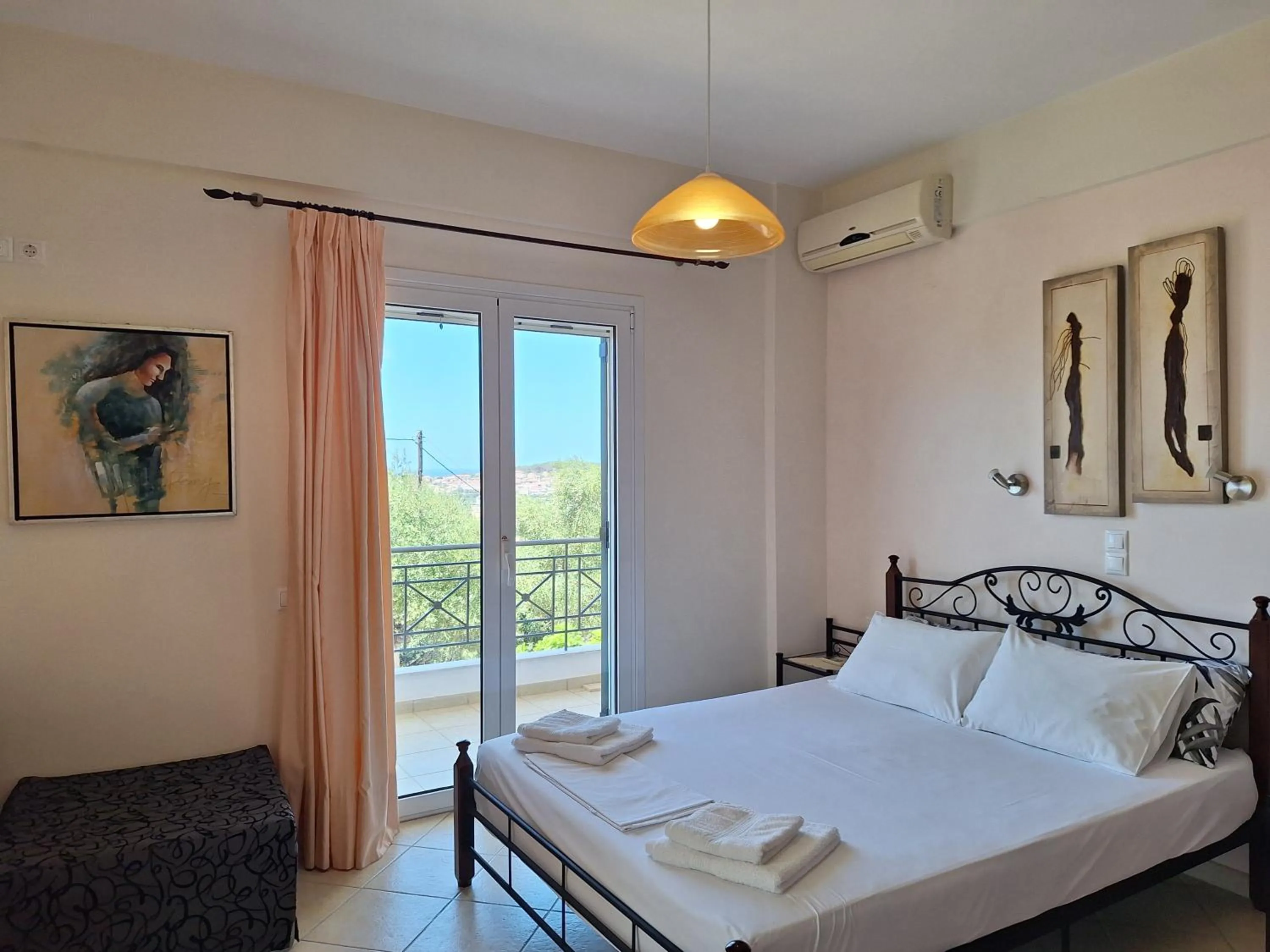 Bed in Villa Tapia