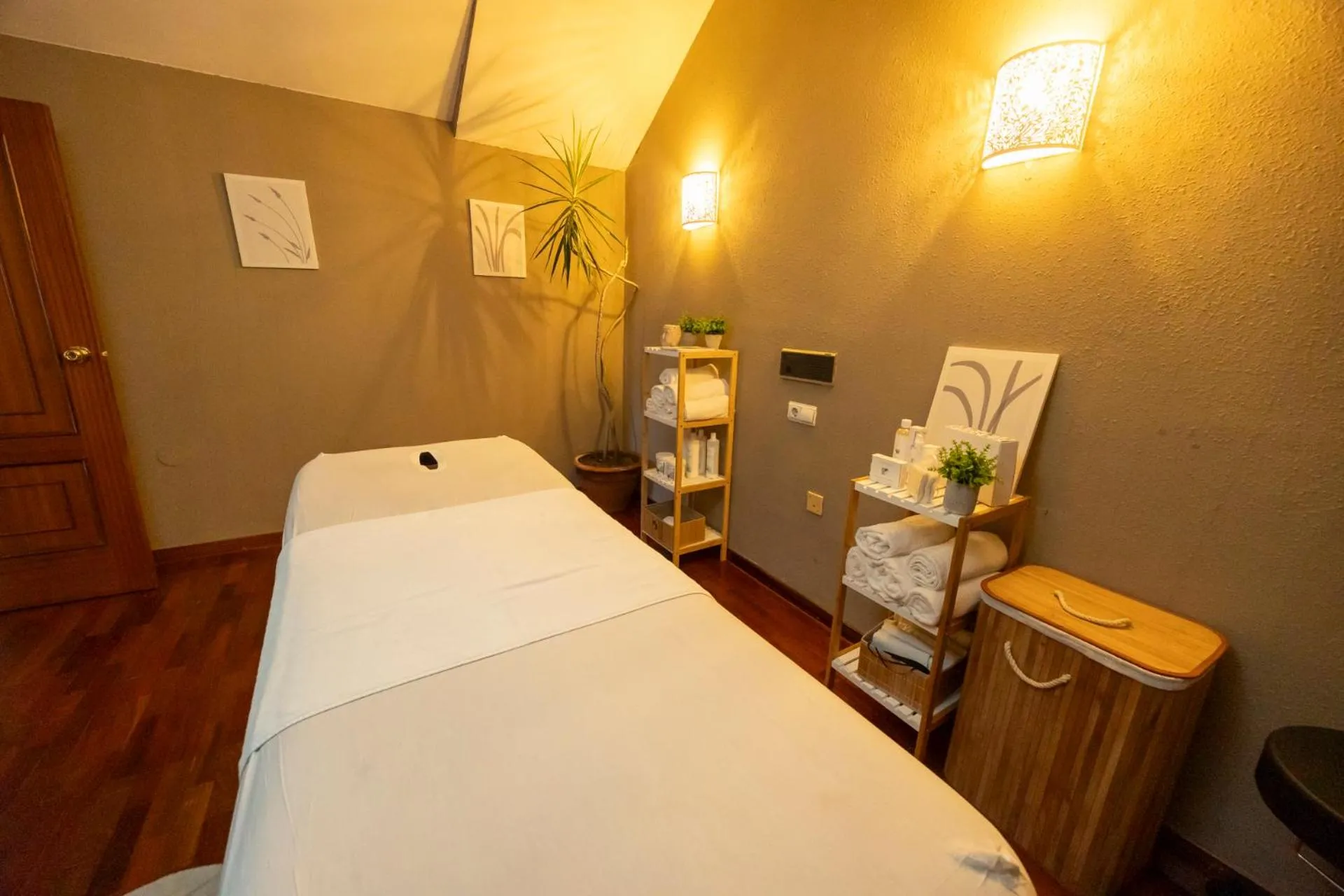 Spa and wellness centre/facilities, Bed in Hotel Restaurante Isape GBC