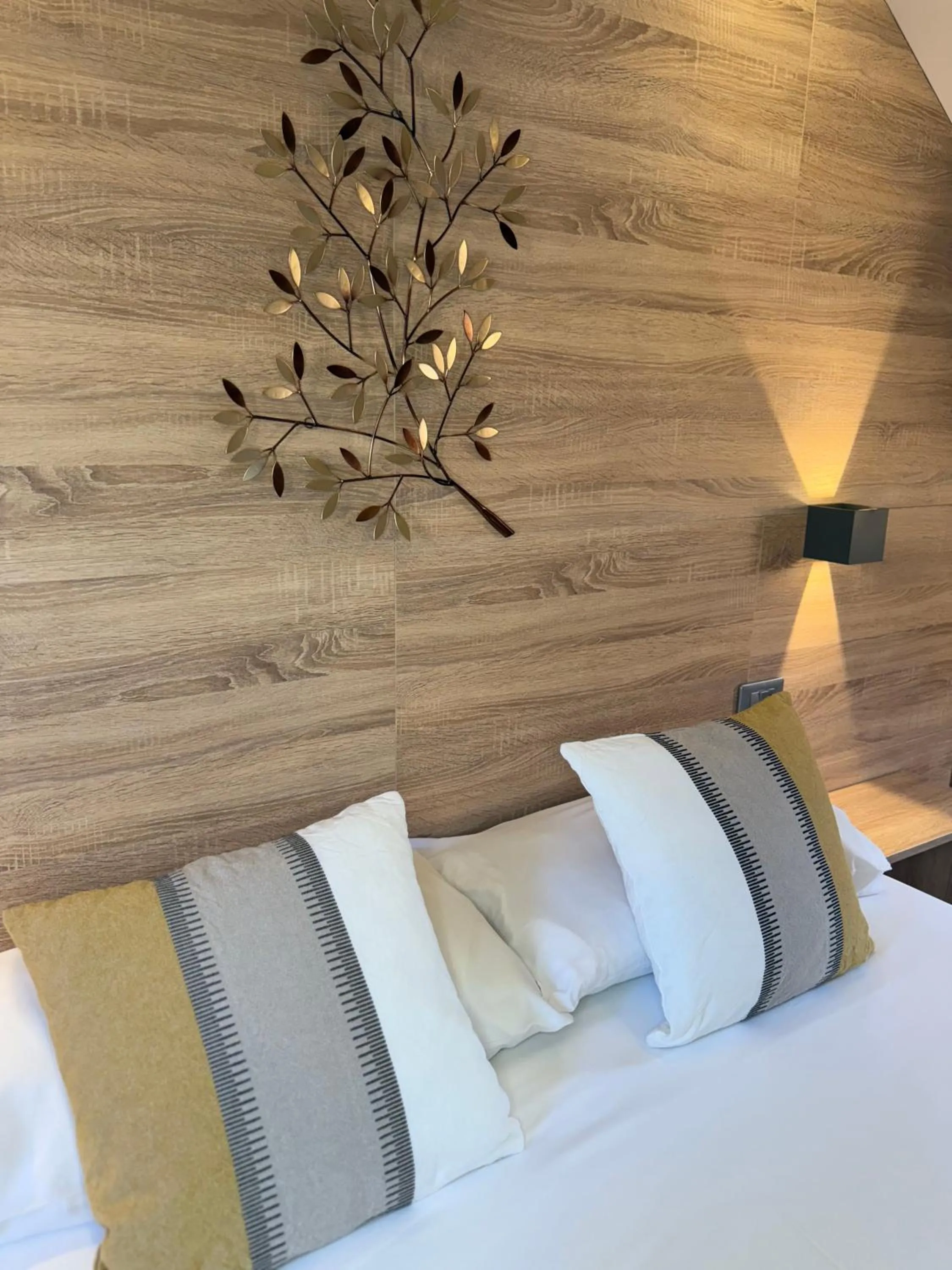 Bed in Hotel Restaurante Isape GBC