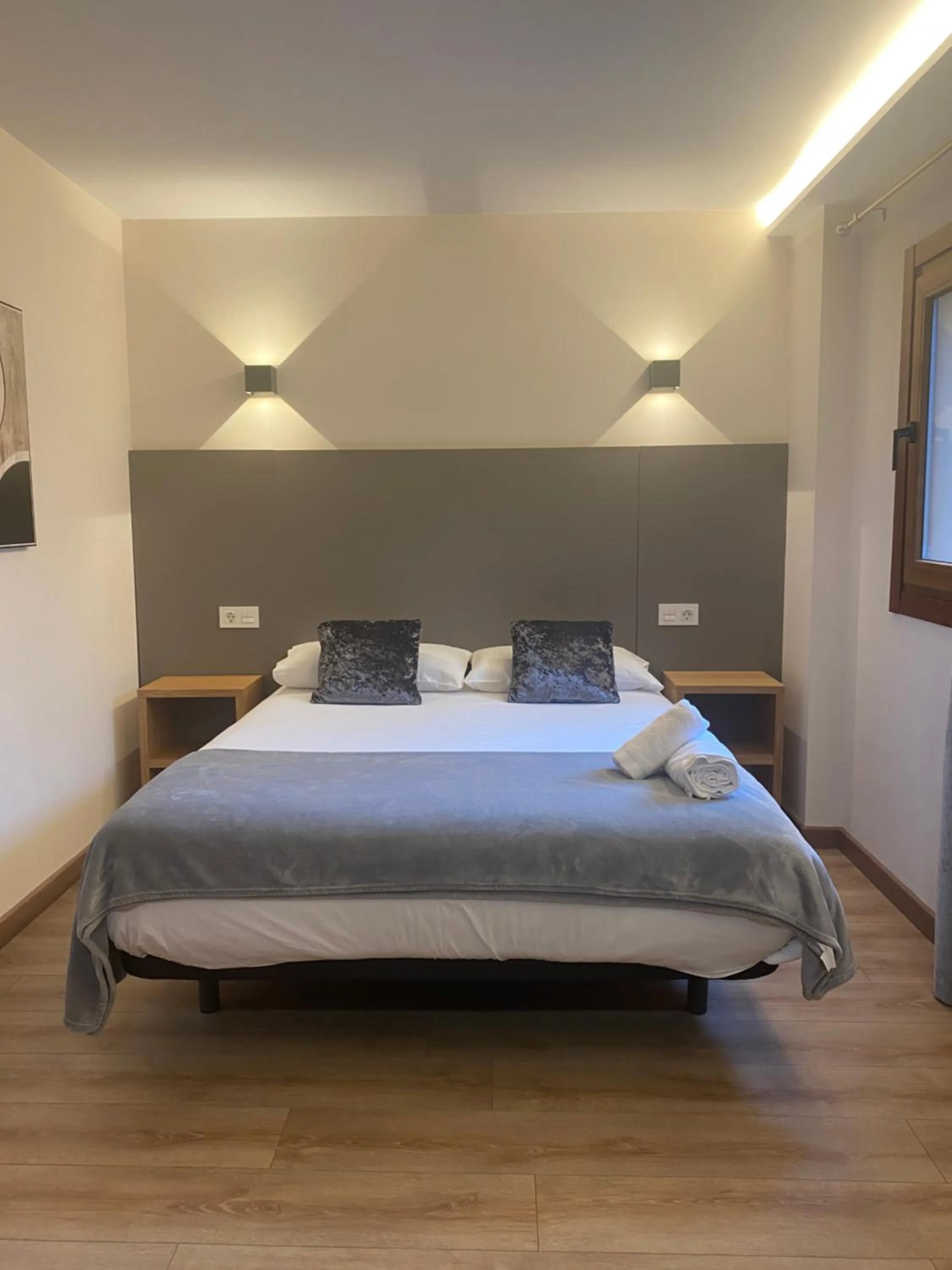 Photo of the whole room, Bed in Hotel Restaurante Isape GBC