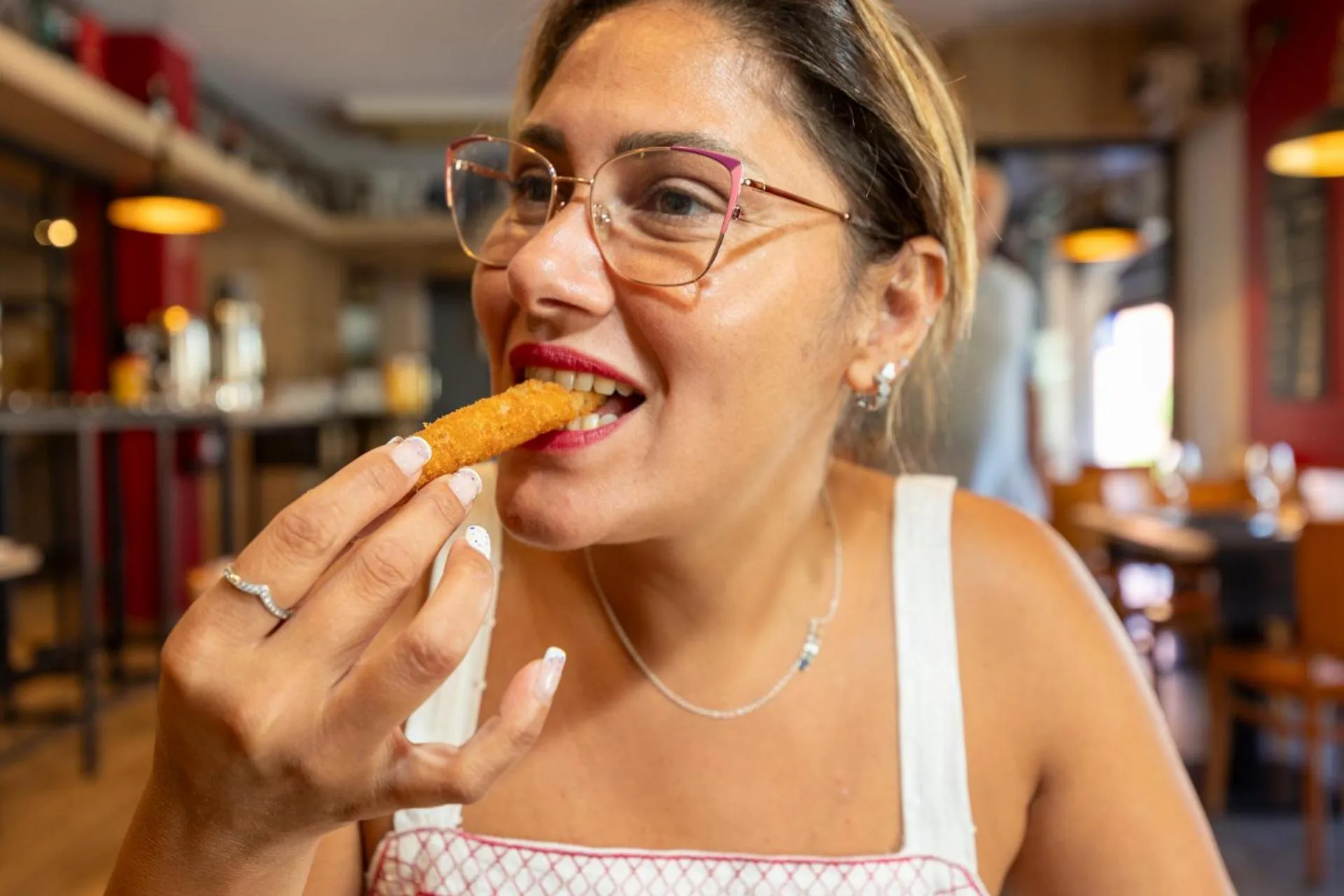 Restaurant/places to eat in Hotel Restaurante Isape GBC