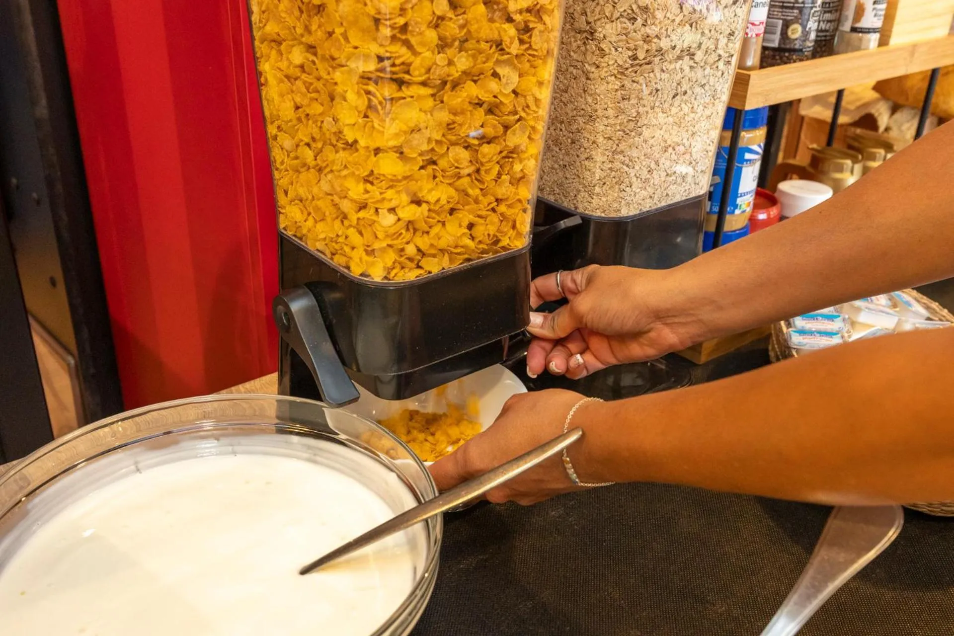 Restaurant/places to eat in Hotel Restaurante Isape GBC