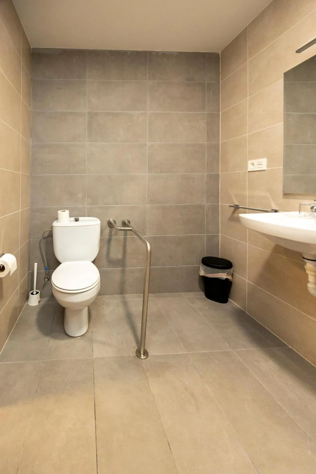 Bathroom in Hotel Restaurante Isape GBC