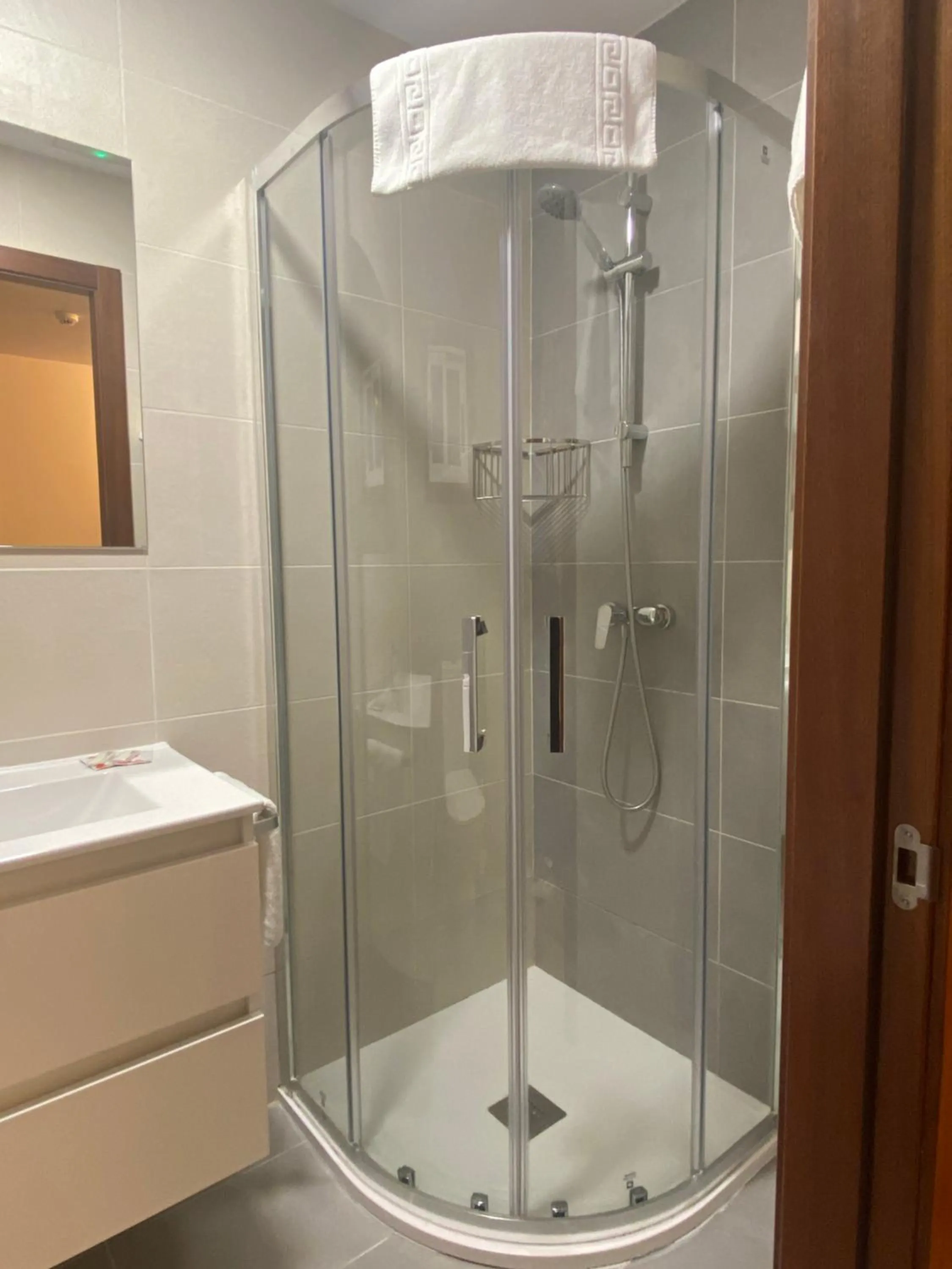 Bathroom in Hotel Restaurante Isape GBC