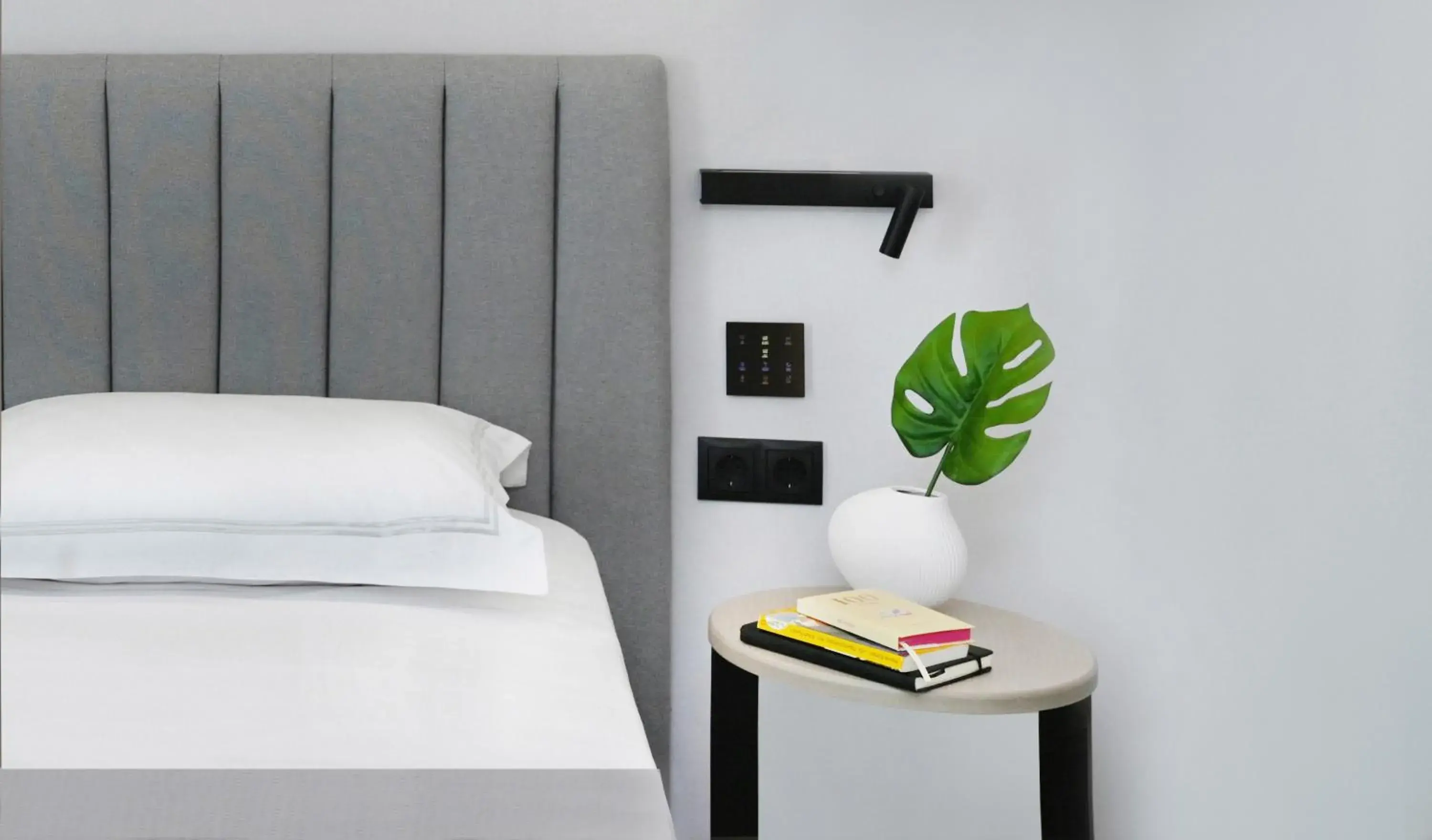 Deluxe Double or Twin Room with Balcony in Icon Central SKG Deluxe Double or Twin Room with Balcony in Icon Central SKG