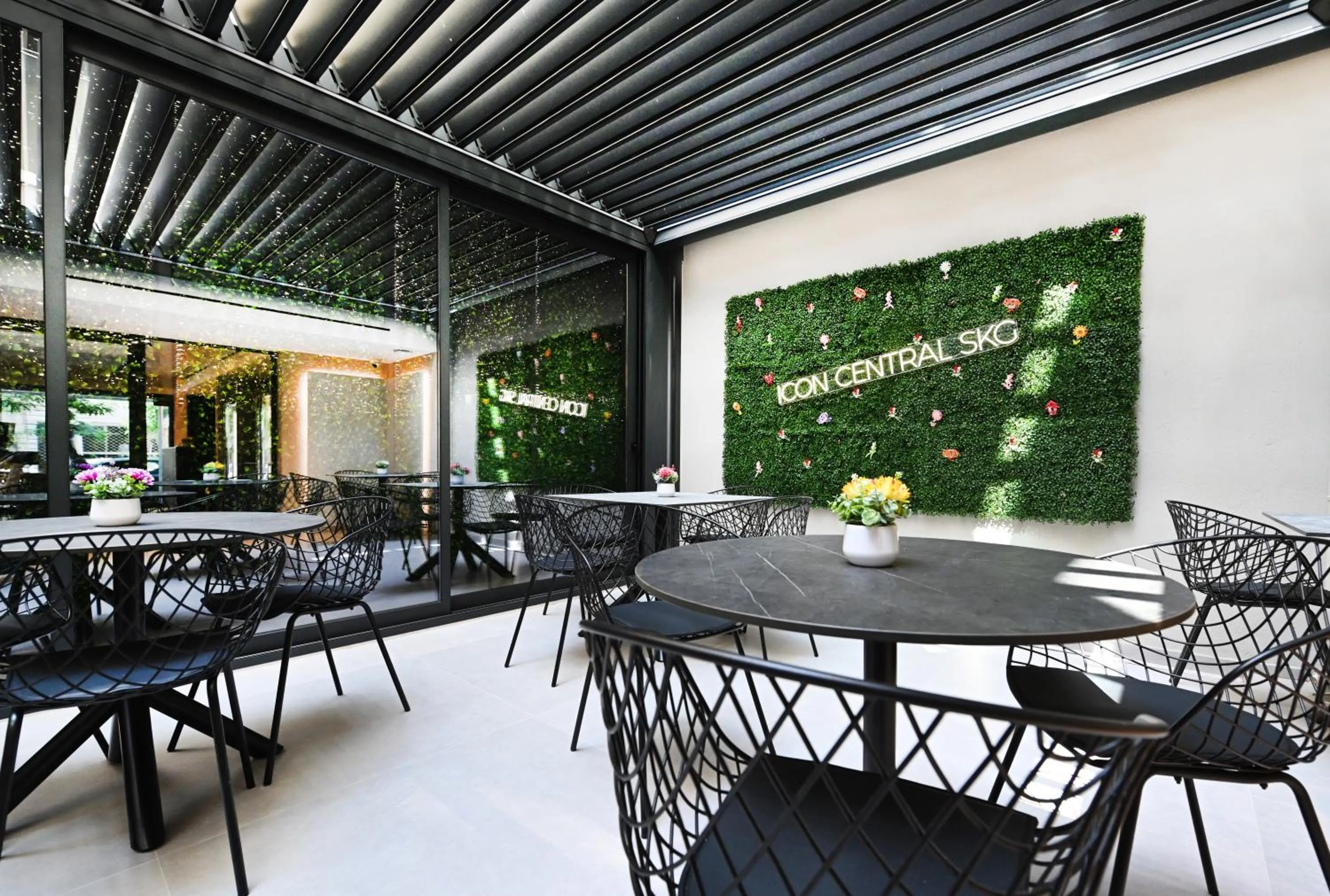 Living room in Icon Central SKG