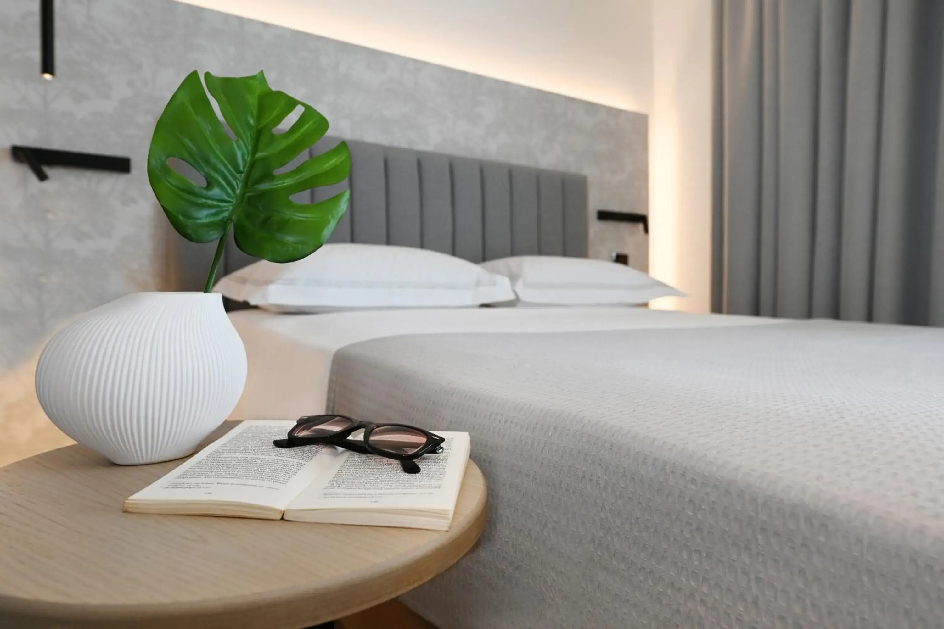 Bed in Icon Central SKG Bed in Icon Central SKG